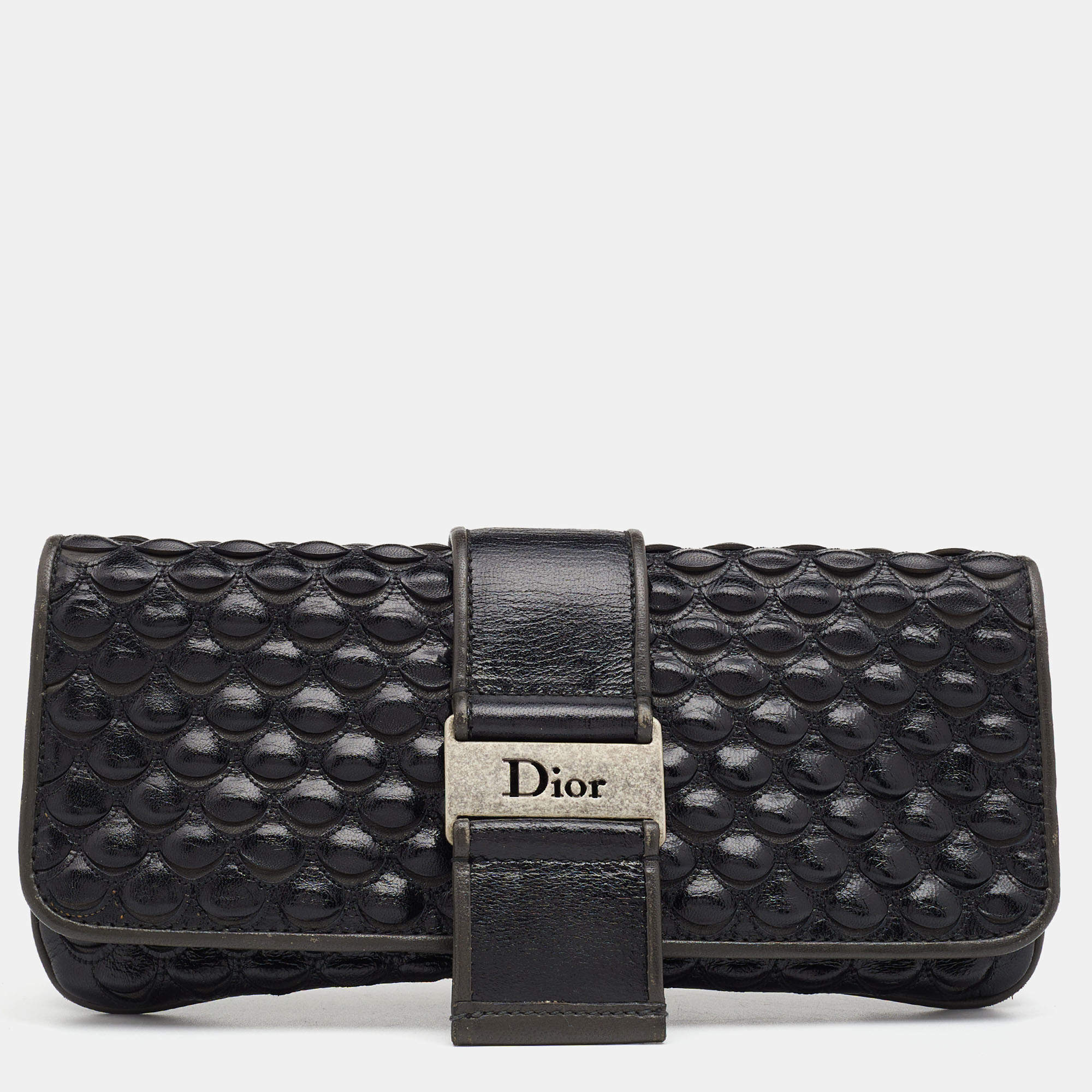 مملوكة مسبقًا Dior Black/Grey Fish Scale Leather Clutch