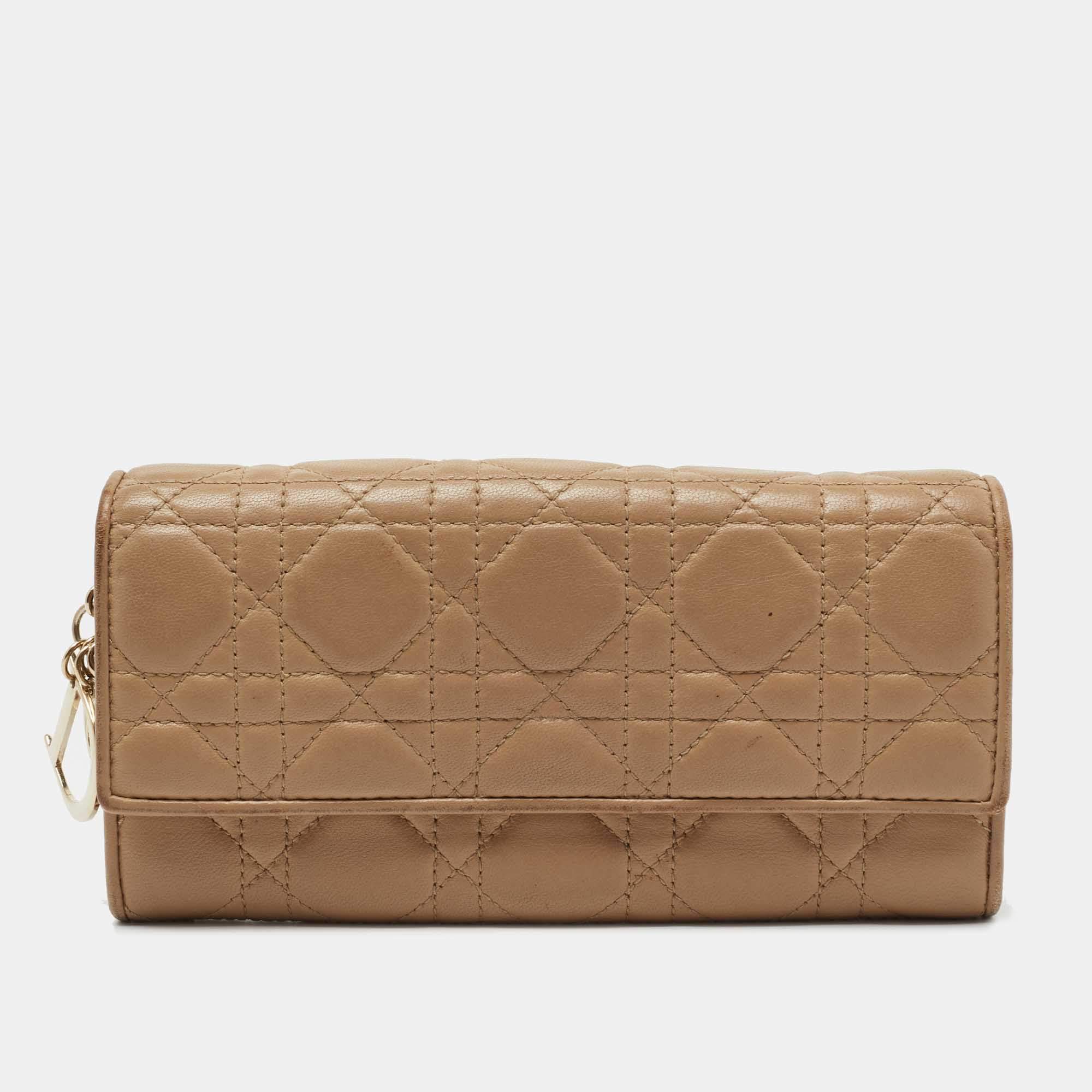 Pre Owned Dior Beige Quilted Leather Lady Dior Wallet