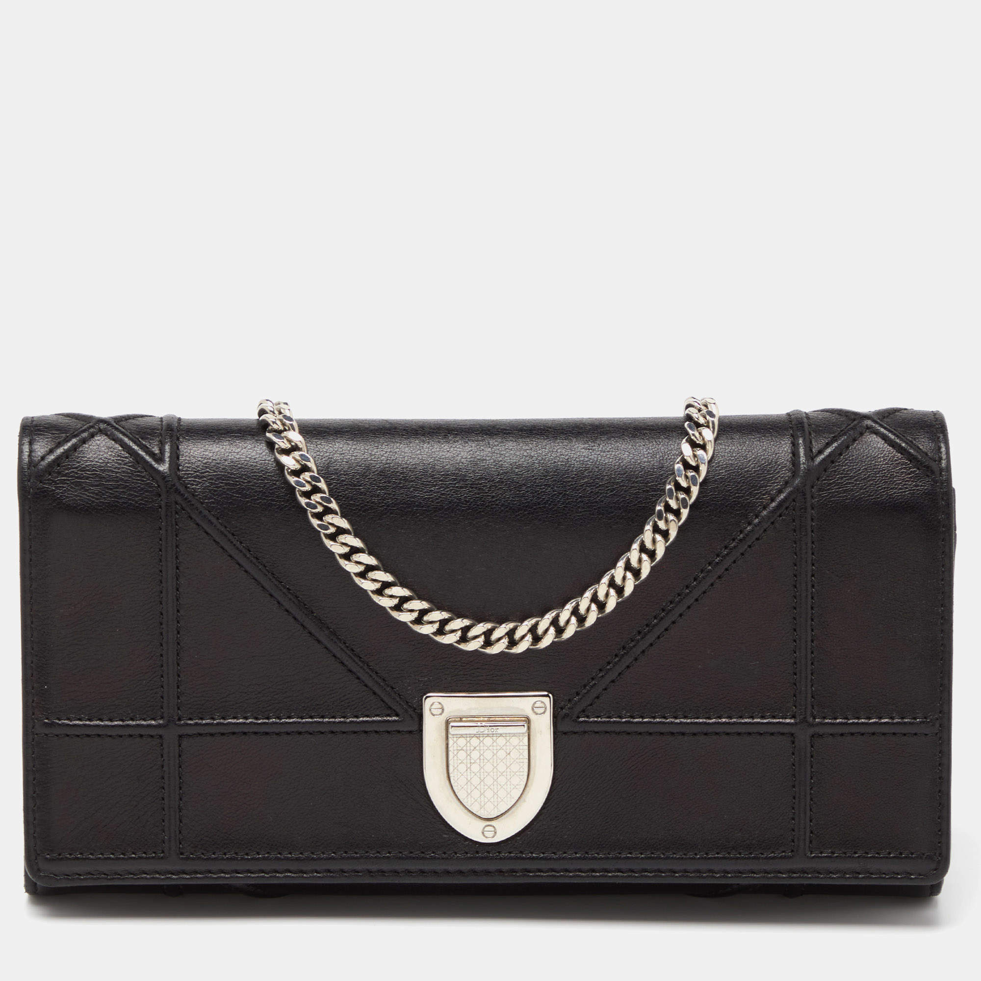 Pre Owned Dior Black Leather Diorama Wallet On Chain