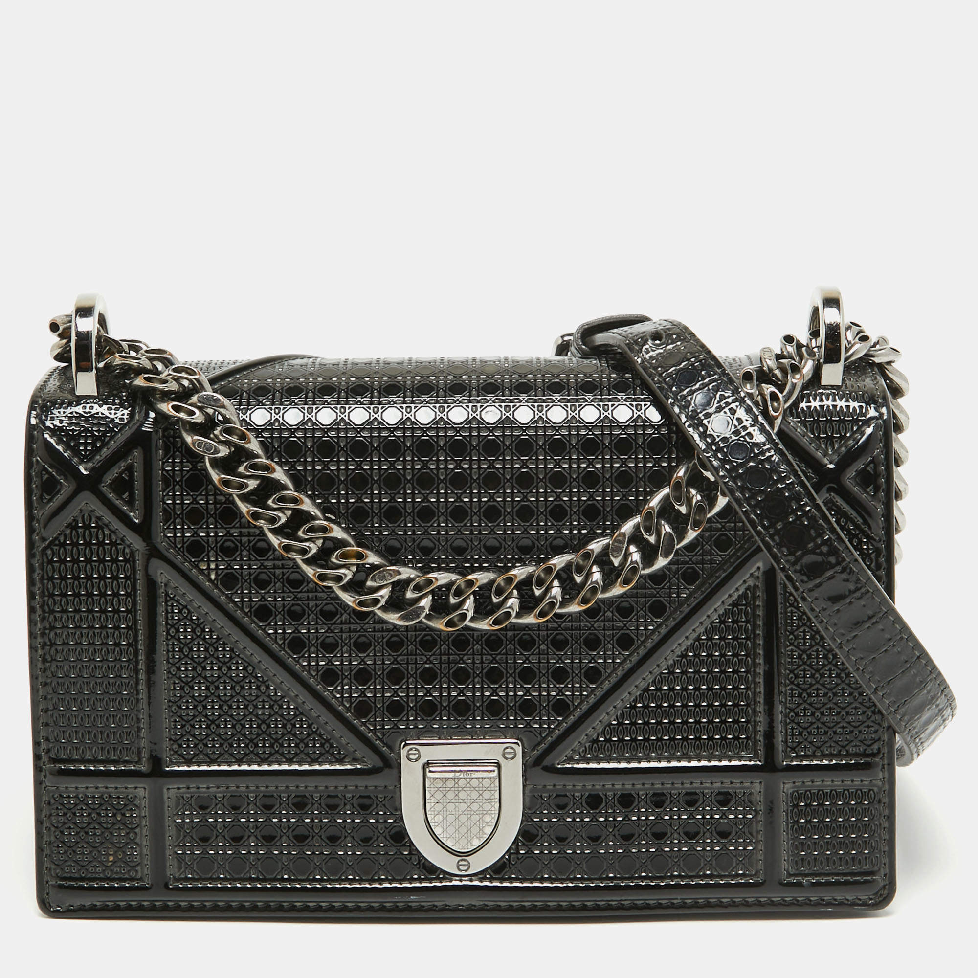 Pre Owned Dior Black Patent Leather Small Diorama Shoulder Bag