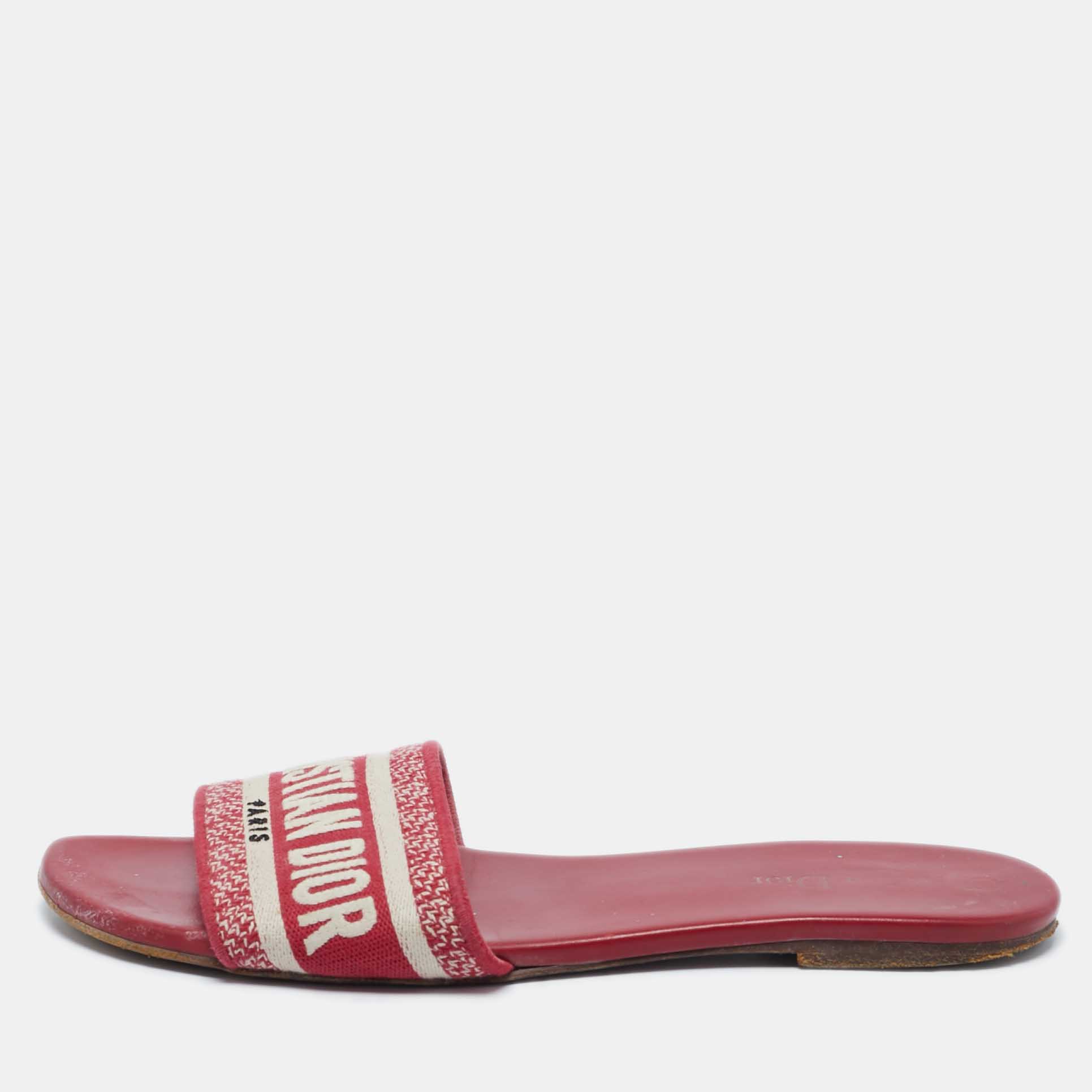 Dior Red Embroidered Logo Canvas Dway Flat Sandals Size 39.5