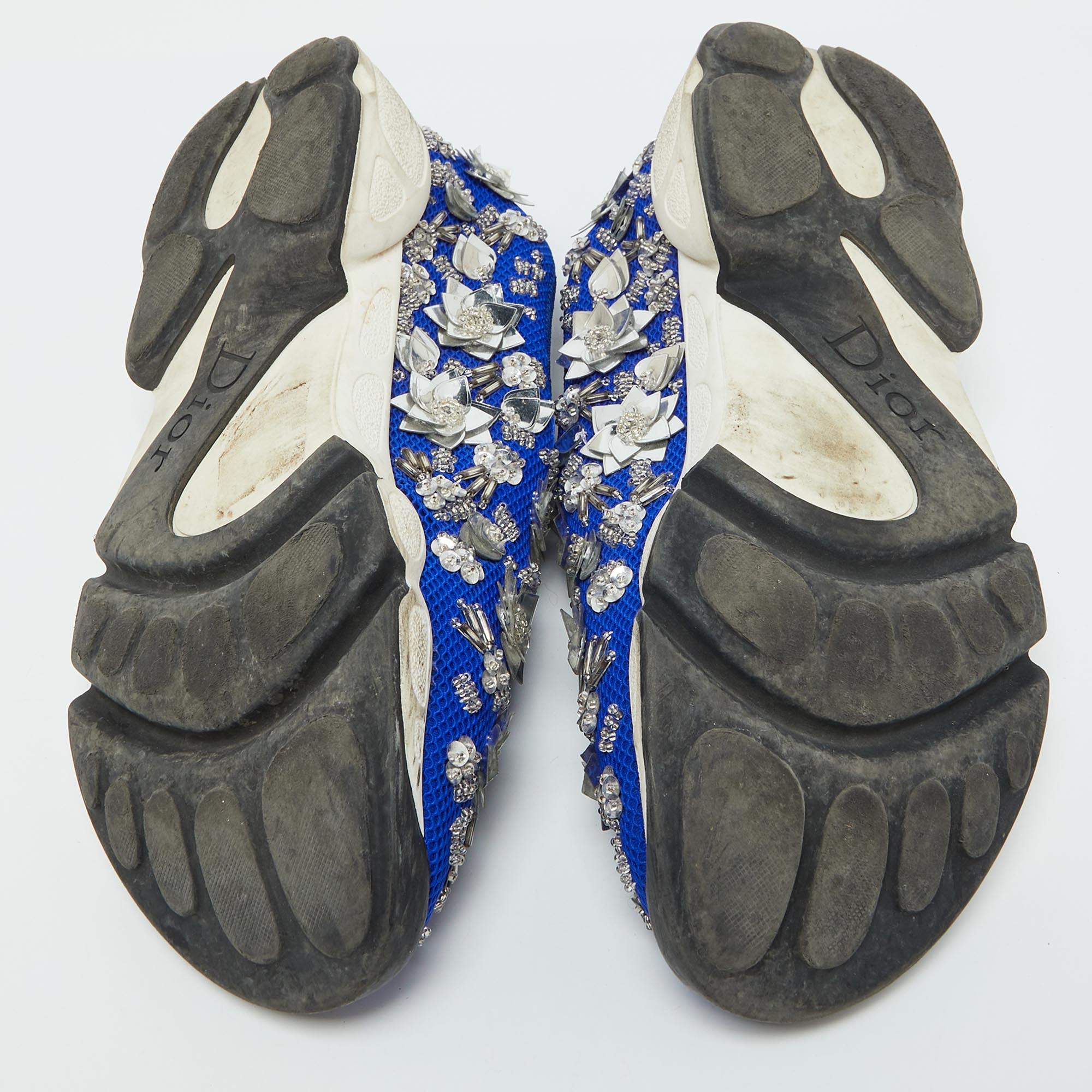 luxury-women-dior-used-shoes-