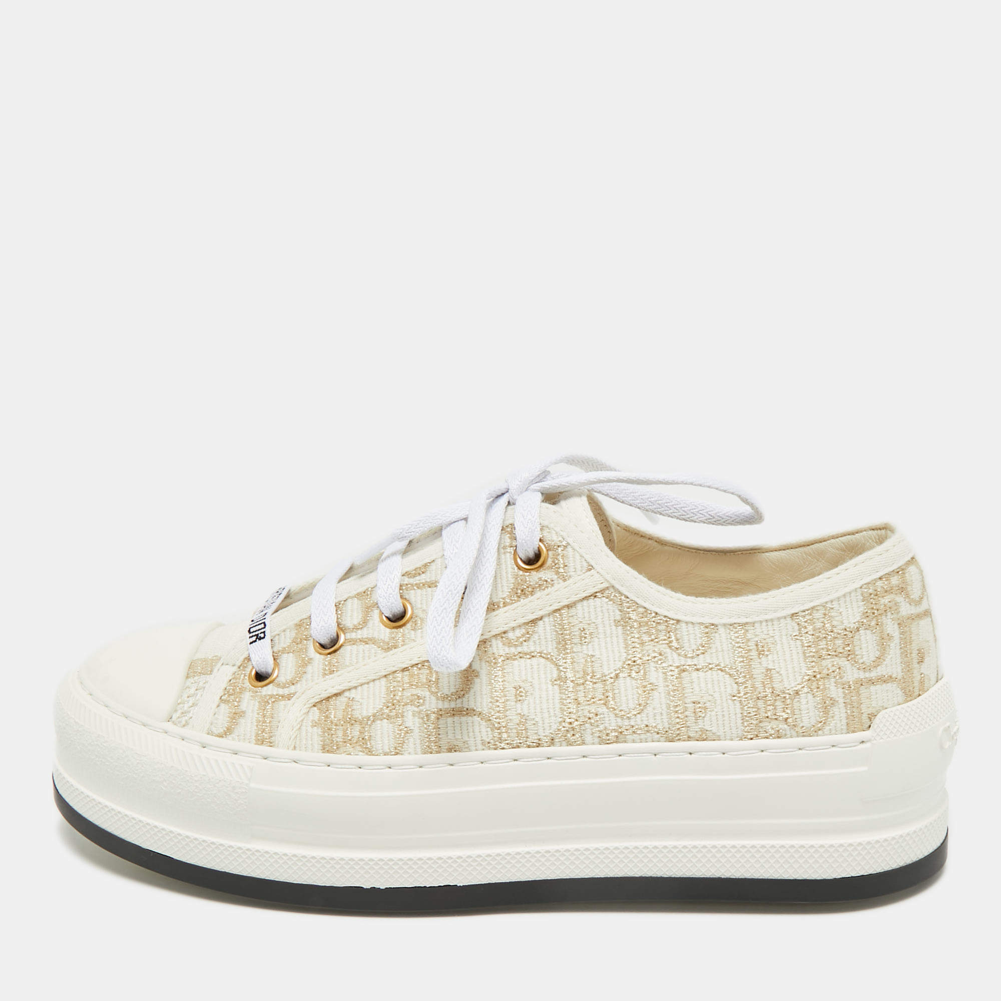 مملوكة مسبقًا Dior Gold/White Oblique Canvas Walk'n'Dior Low Top Sneakers Size 36