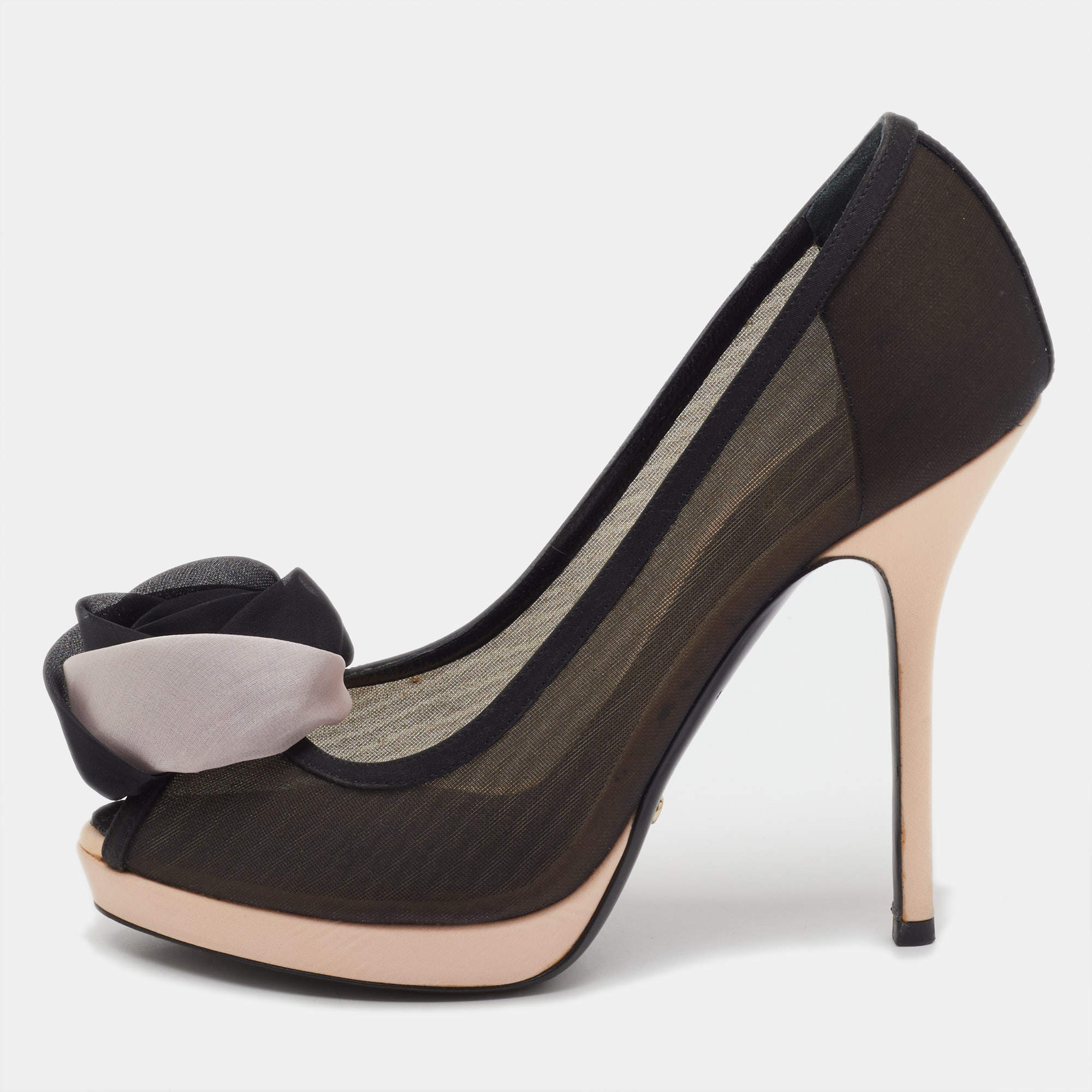 Pre Owned Dior Black/Light Pink Mesh and Satin Garden Flower Detail Peep Toe Pumps Size 38