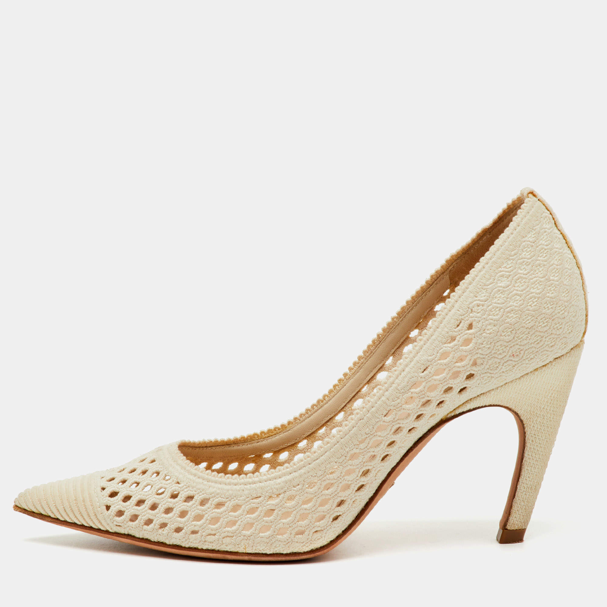 Pre Owned Dior Cream Fishnet Fabric Pointed Toe Pumps Size 35