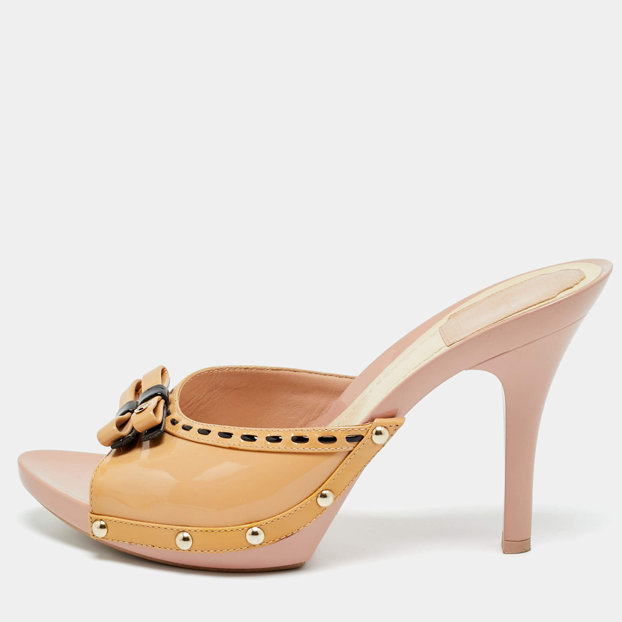 Pre Owned Dior Beige Patent Leather Idyll Studded Slide Sandals Size 38.5