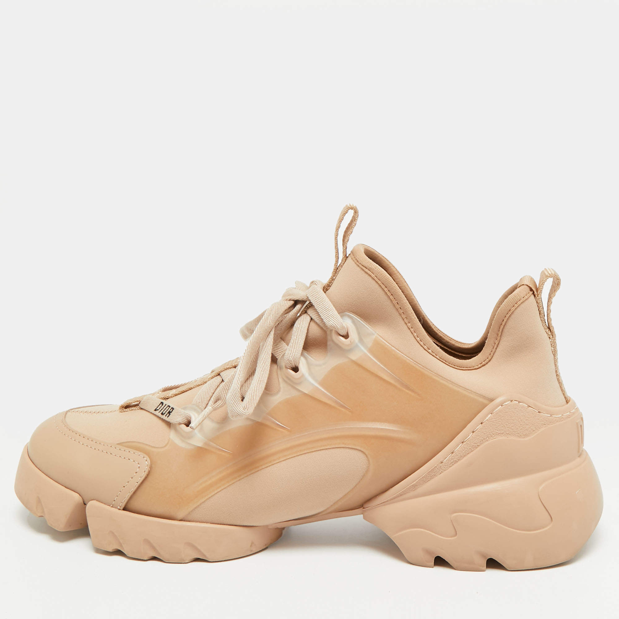 مملوكة مسبقًا ح ذاء رياضي ديور دي كونكت جلد ونيوبرين أسود مقاس 38.5