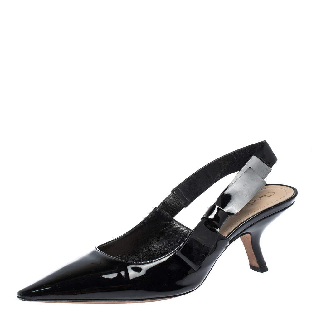 Pre Owned صندل ديور "جاديور" بمقدمة مدببة و بفتحة كعب جلد لامع أسود مقاس 38