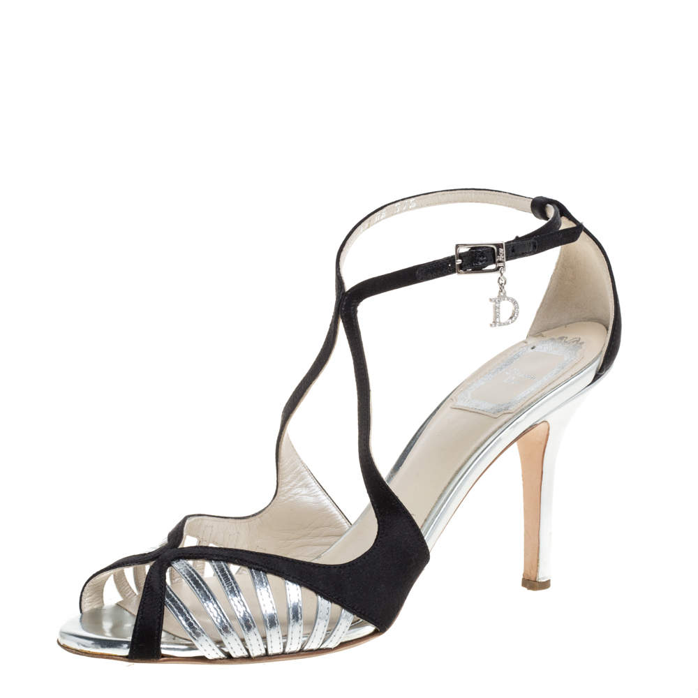 Pre Owned صندل ديور سيور كاحل سيور جلد وساتان فضى / أسود مقاس 37.5