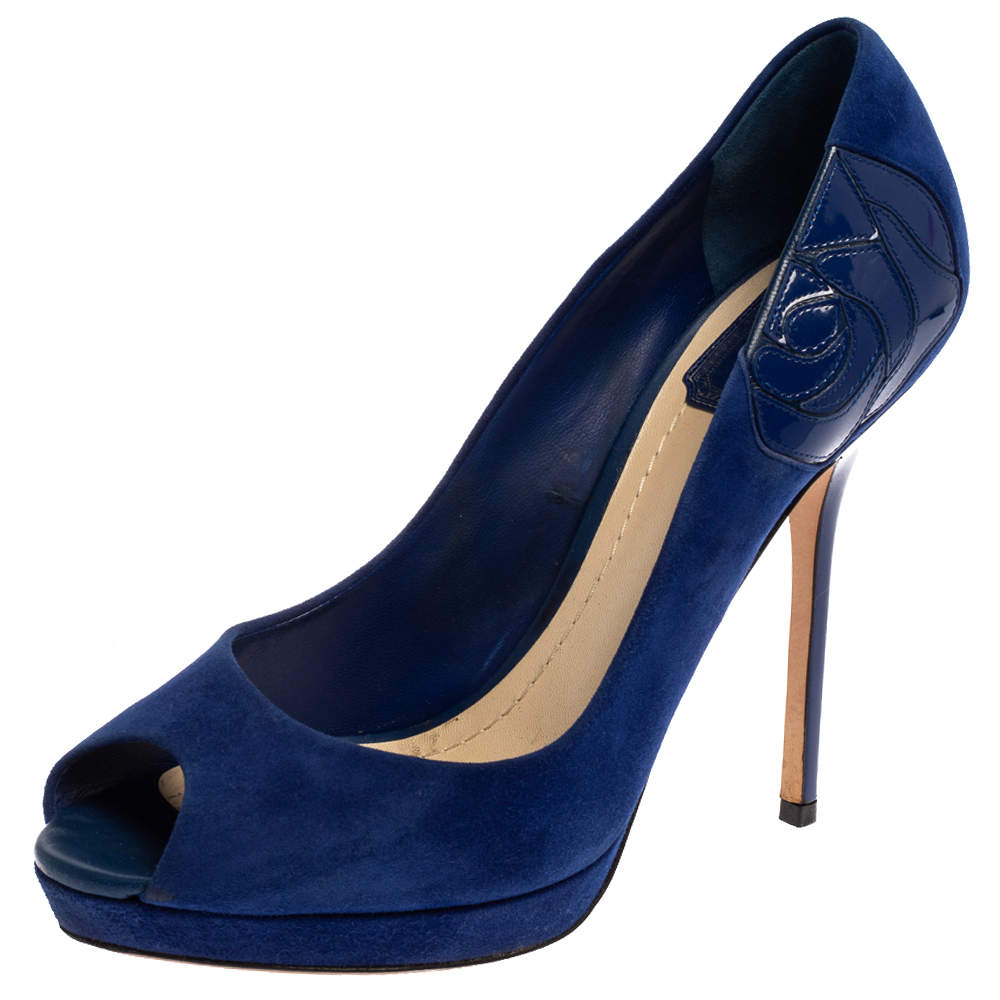 Pre Owned حذاء كعب عالي ديور سويدي وجلد لامع أزرق ملكي تفاصيل موردة مقدمة مفتوحة مقاس 39.5