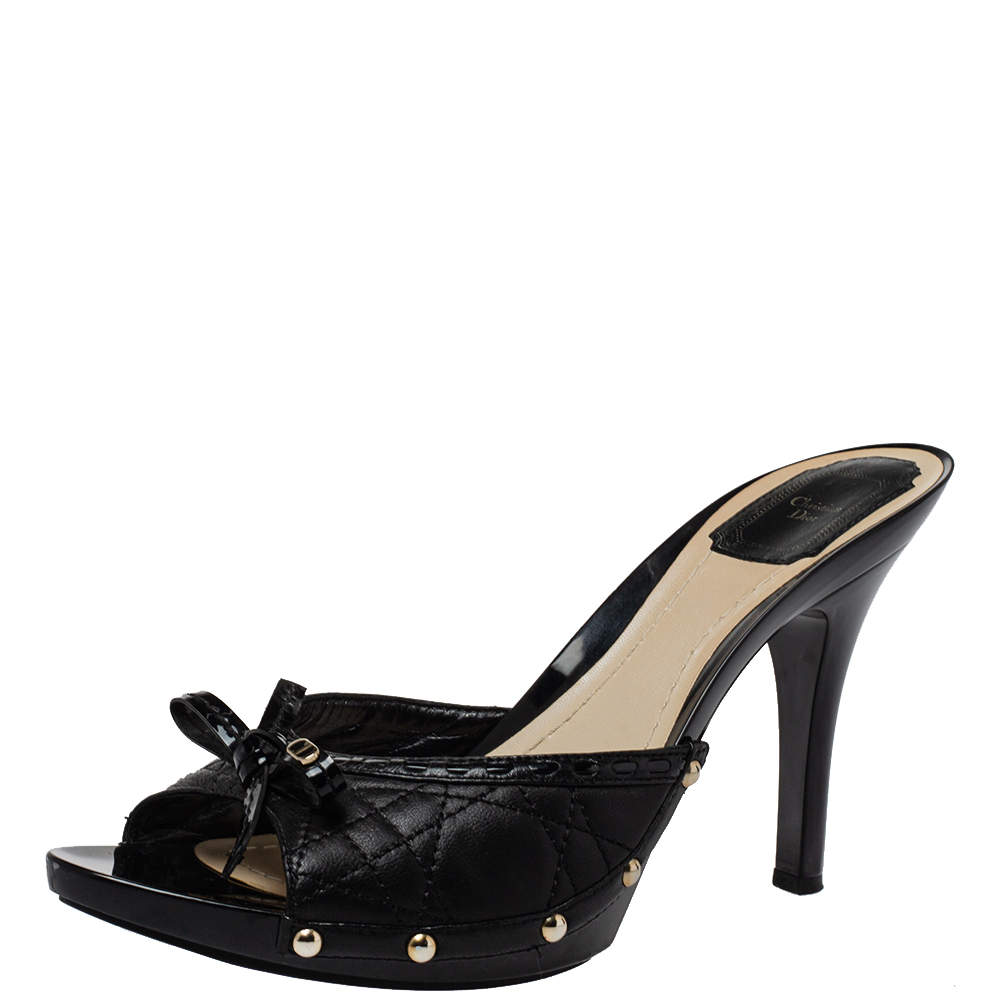 مملوكة مسبقًا Dior Black Cannage Leather Bow Open Toe Slide Sandals Size 40