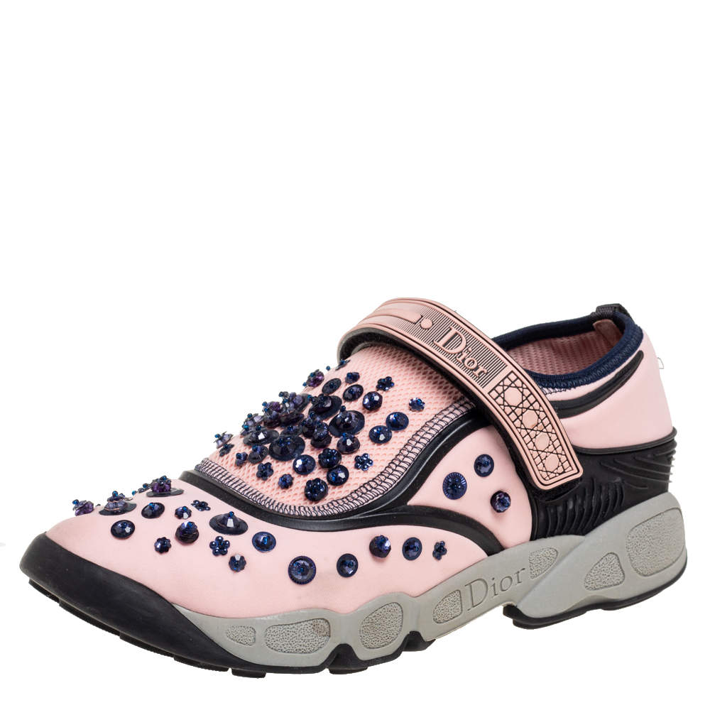 مملوكة مسبقًا حذاء رياضي ديور فيوجن شبك وقماش ترتر وردي مزخرف مقاس 38