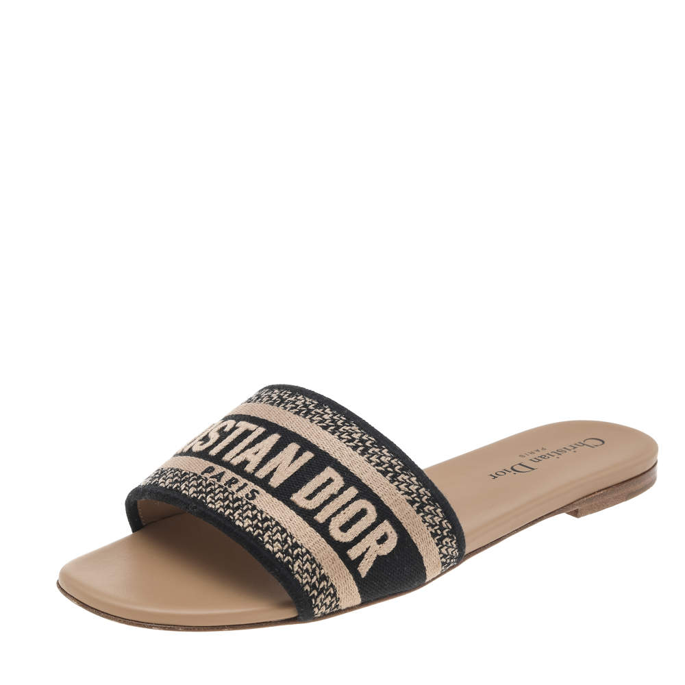 مملوكة مسبقًا Dior Beige/Blue Canvas Dway Flats Size 38.5