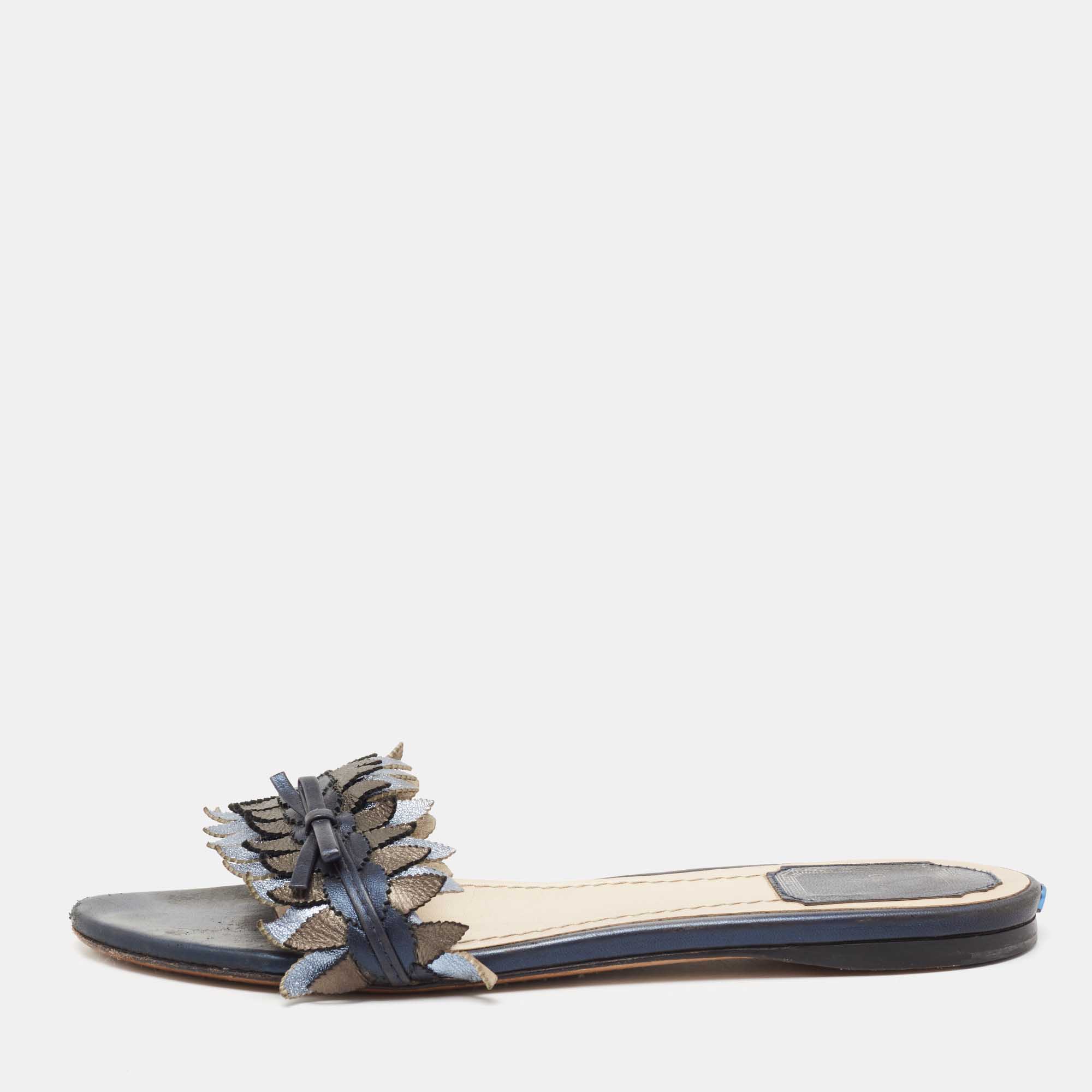 مملوكة مسبقًا Dior Metallic Blue Leather Cut Out Flat Slide Sandals Size 36
