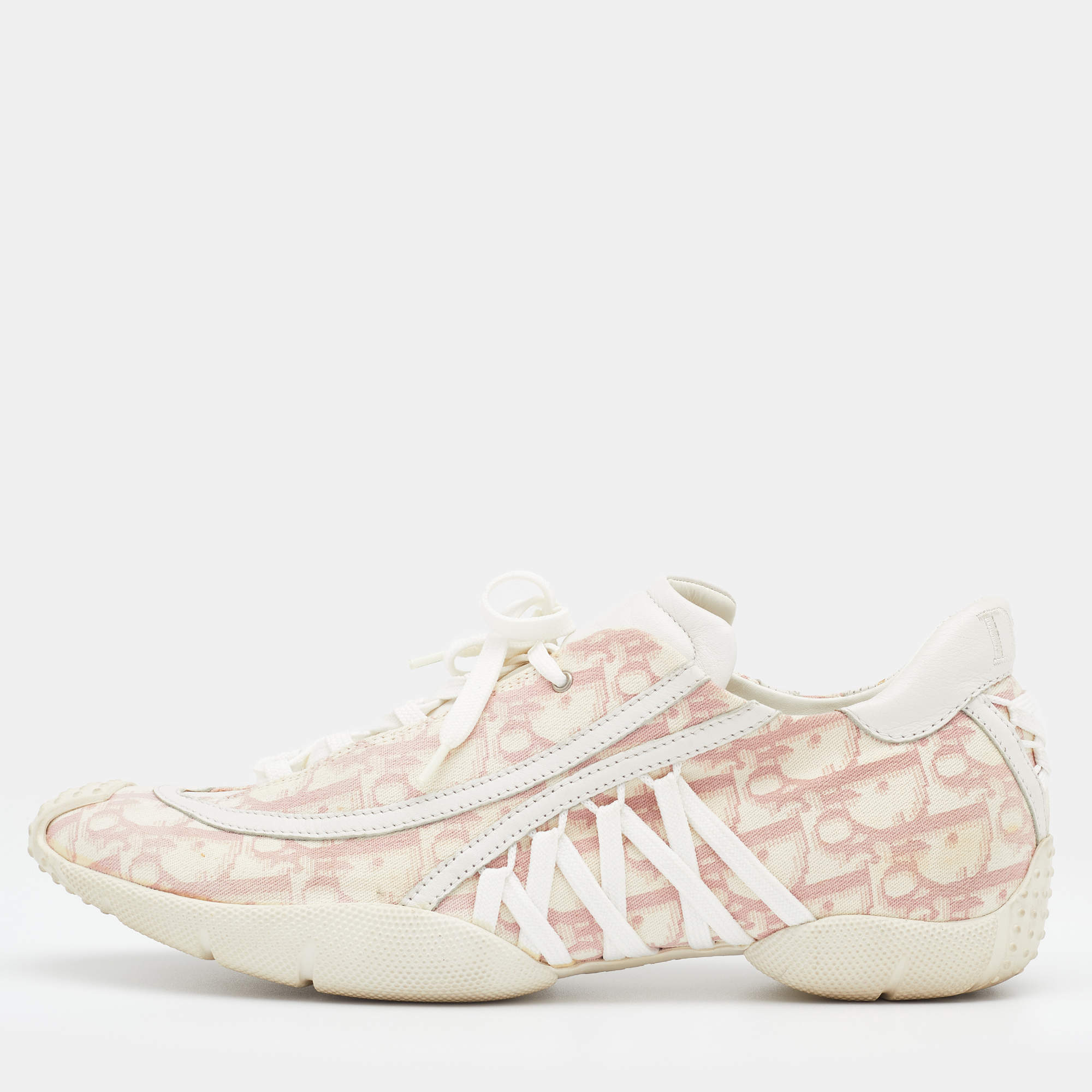 Pre Owned حذاء رياضي ديور جلد وكانفاس أبيض/وردي بعنق منخفض مقاس 40