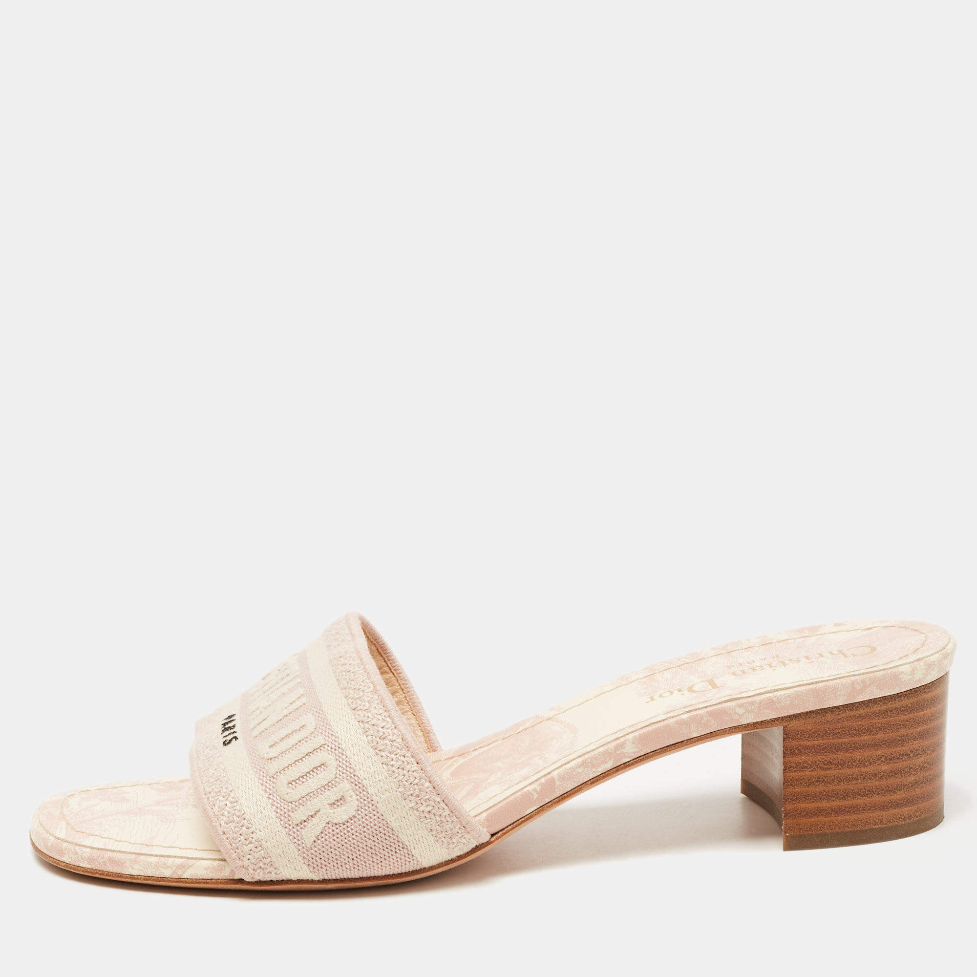 Pre Owned Dior Pink/Off White Logo Embroidered Canvas Dway Slide Sandals Size 39
