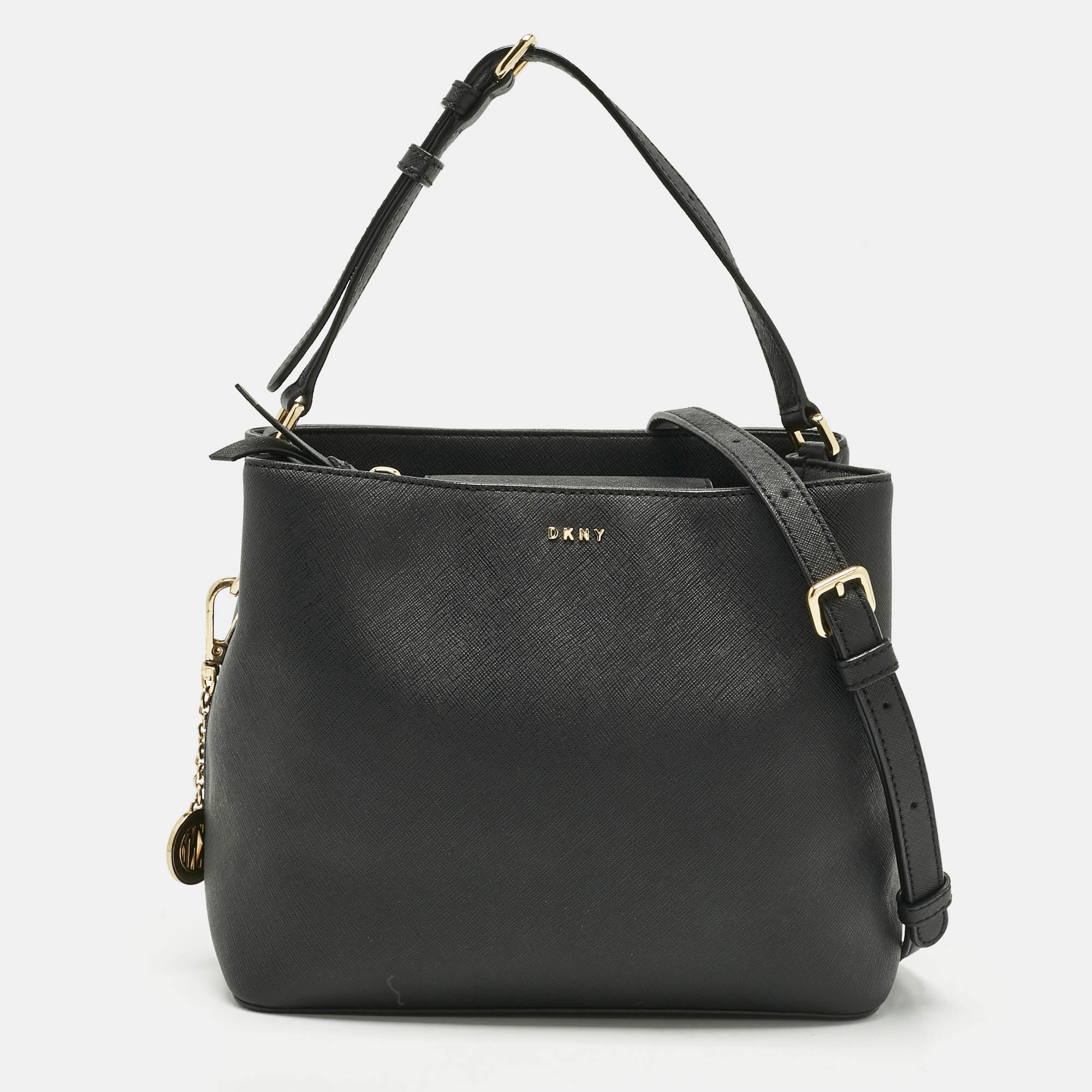 Pre Owned DKNY Black Leather Bryant Park Bucket Bag