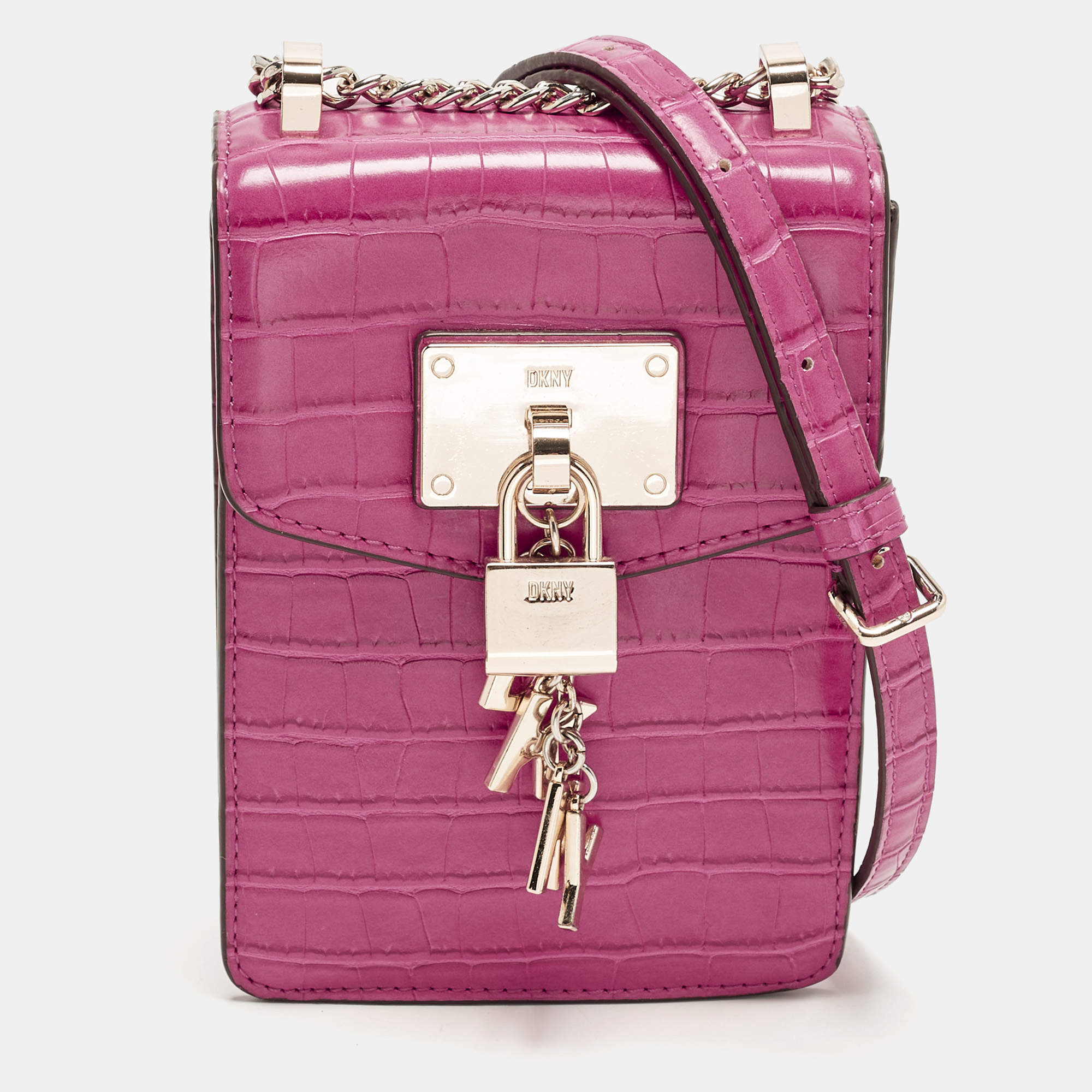 Pre Owned حقيبة كروس دي كيه إن واي "إليسا" بي في سي منقوشة بشكل تمساح فوشيا