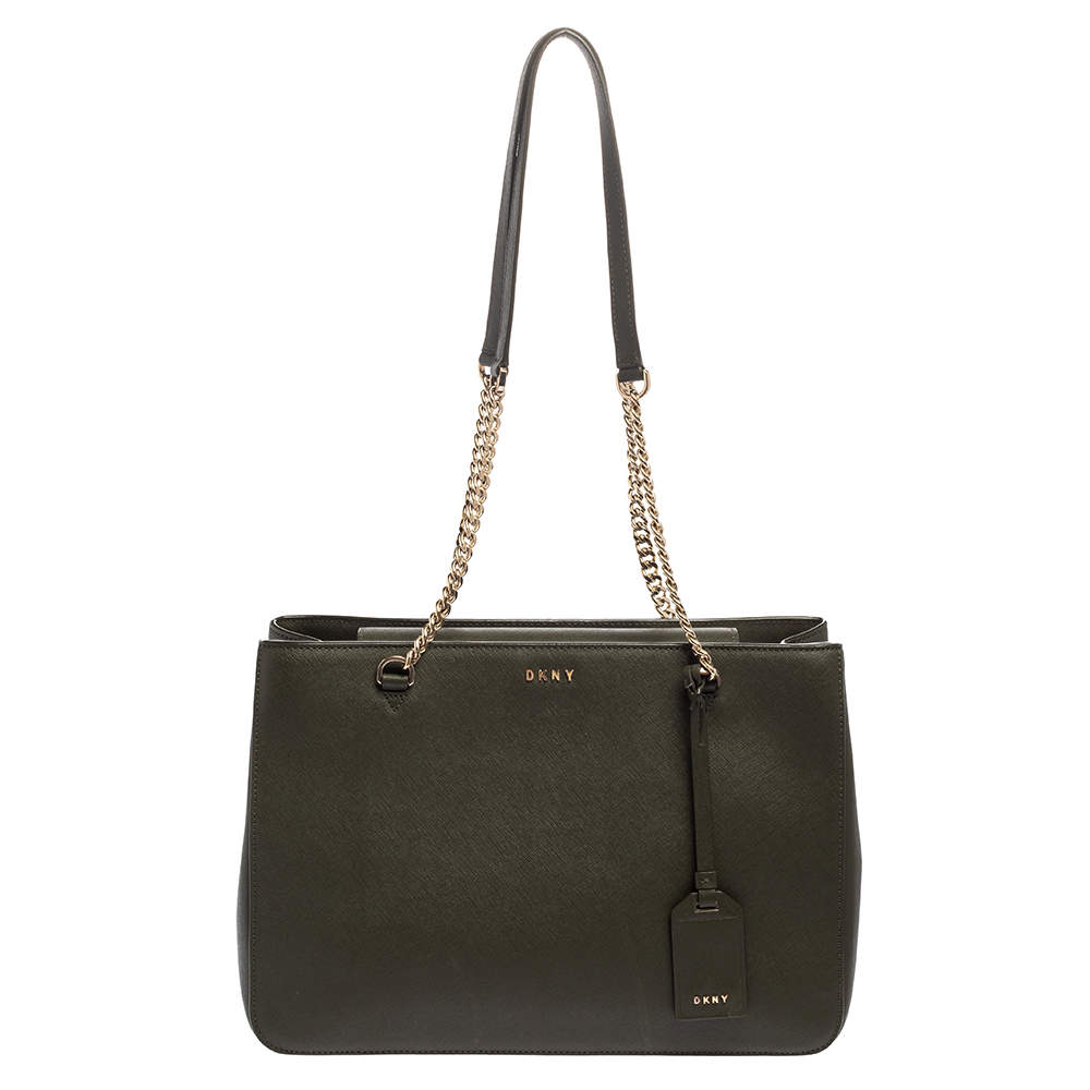 مملوكة مسبقًا حقيبة دي كي إن واي جلد أخضر بسلسلة