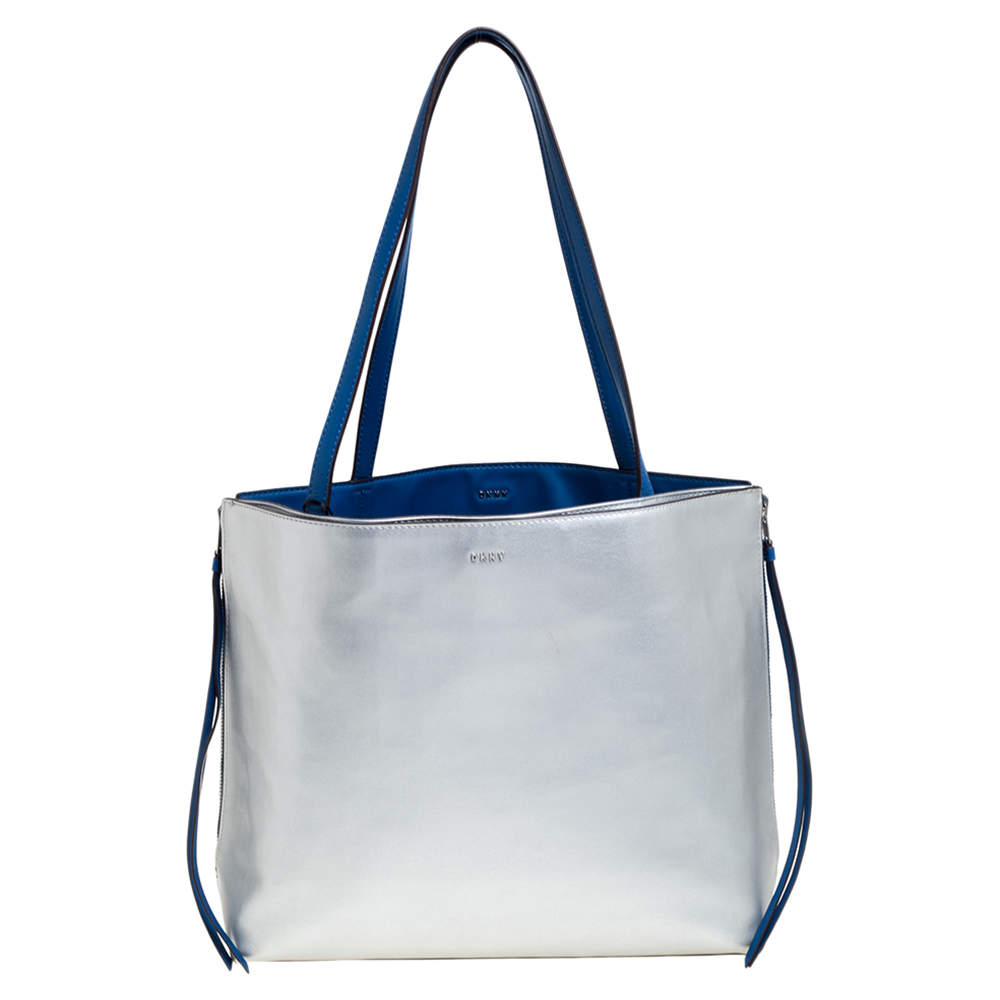 Pre Owned حقيبة دي كي إن واي جلد أزرق/فضي بسحاب جانبي