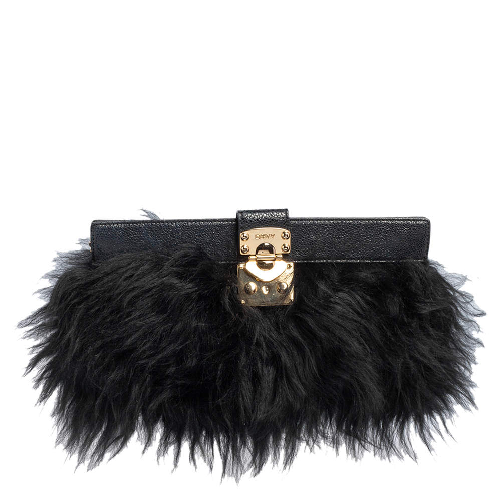 Pre Owned Dkny Black/Navy Blue Leather and Faux Fur Pushlock Flap Clutch