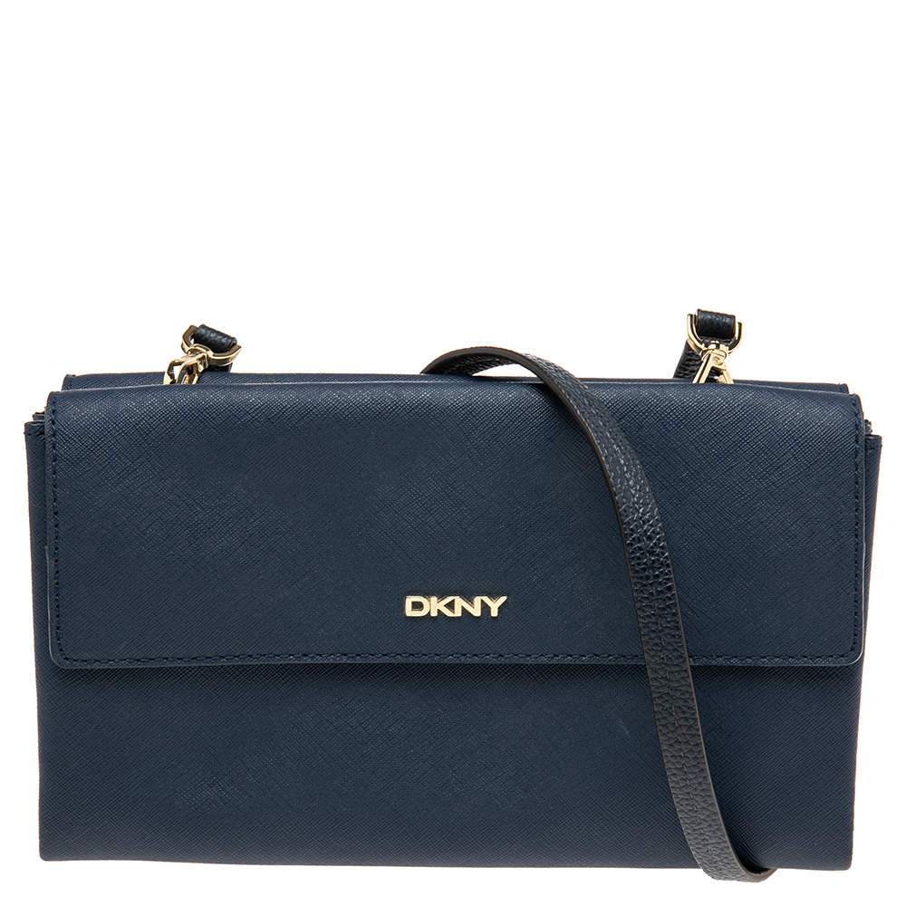 Pre Owned حقيبة كروس دي كي أن واي قلاب جلد أزرق