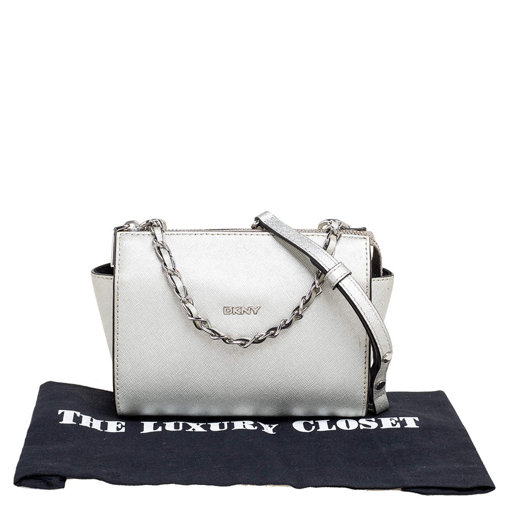 File:DKNY Mini Flap Crossbody W - SS Crossbody R1513004 Kalbsleder