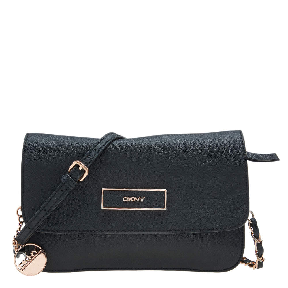 Pre Owned حقيبة كتف دي كيه أن واي جلد سافيانو أسود بشعار الماركة بقلاب