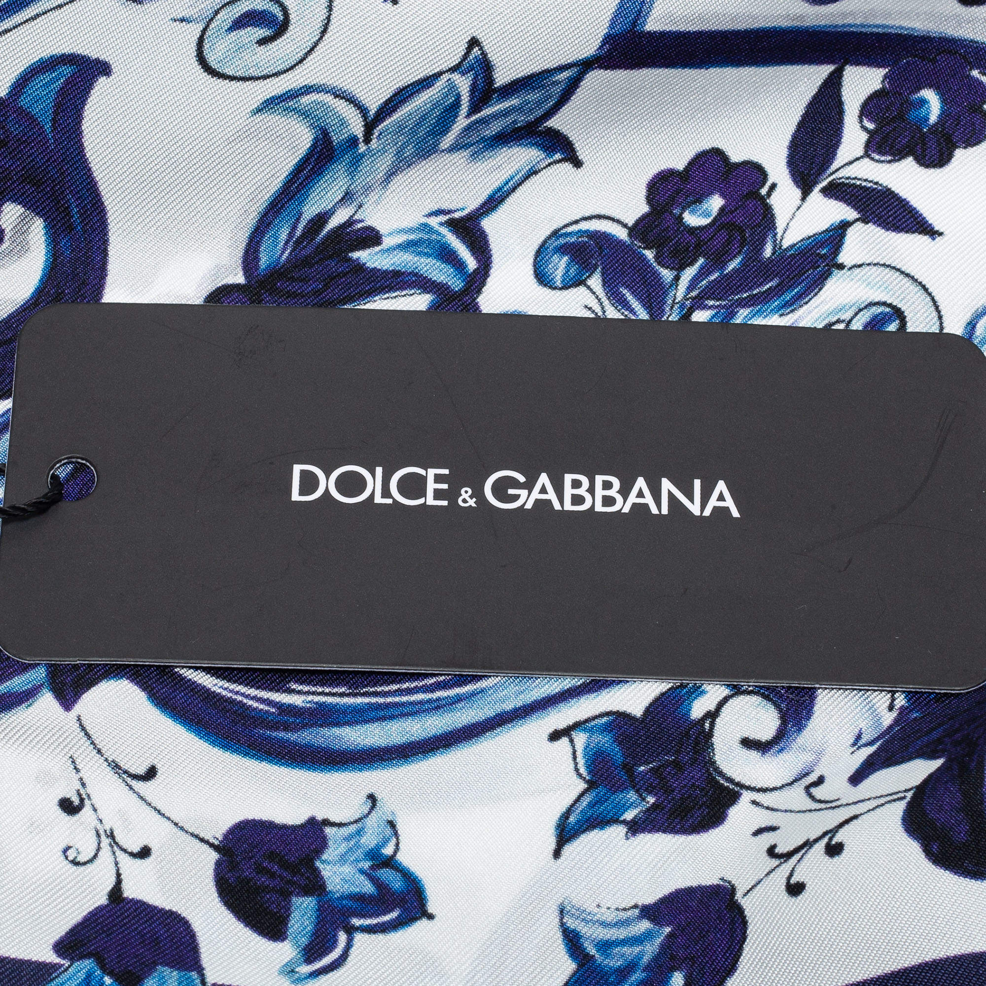 Dolce & Gabbana Blue Majolica Print Silk Square Scarf Dolce & Gabbana | The  Luxury Closet