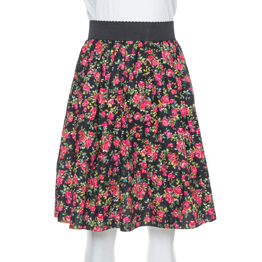 Pre Owned تنورة دولتشي أند غابانا قطن أسود مورد مطبوع مقاس متوسط - ميديوم