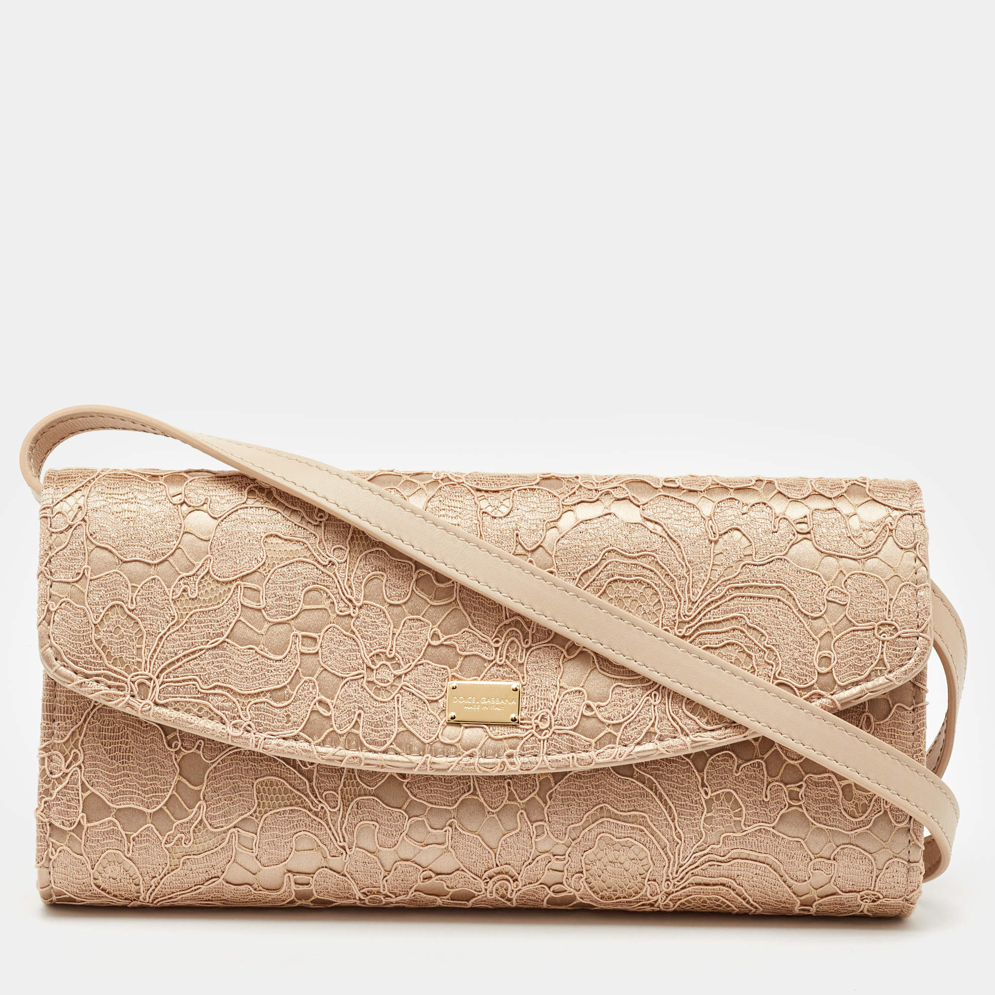 مملوكة مسبقًا حقيبة كلتش دولتشي أند غابانا ساتان ودانتيل أزرق ملكي قفل بسلسلة 