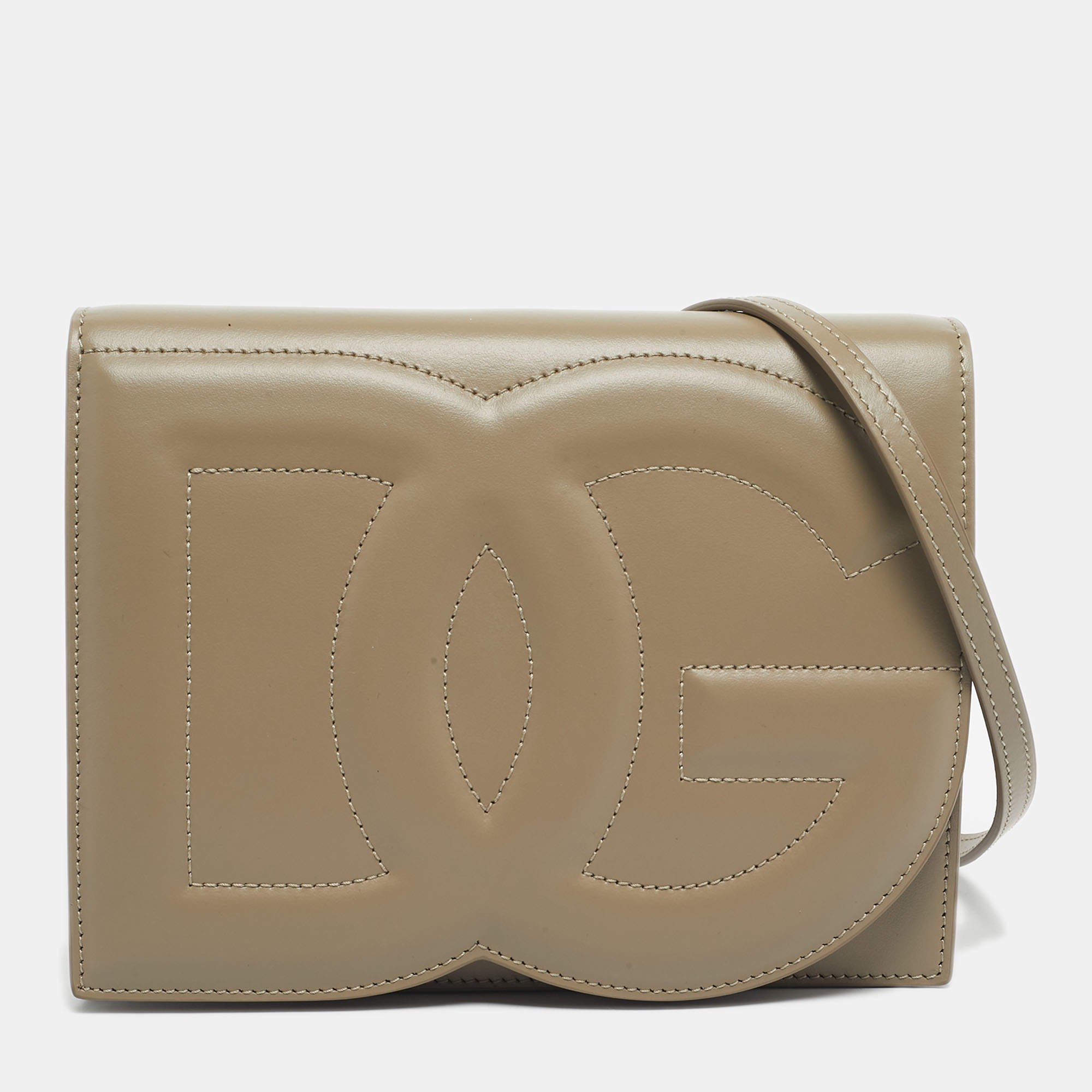 Pre Owned Dolce & Gabbana Beige Leather DG Logo Flap Bag