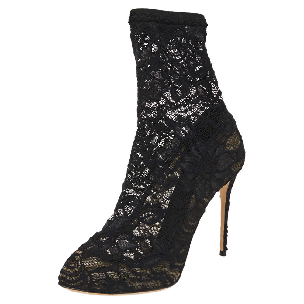 Pre Owned Dolce & Gabbana Black Stretch Lace Pointed Toe Ankle Booties Size 40.5
