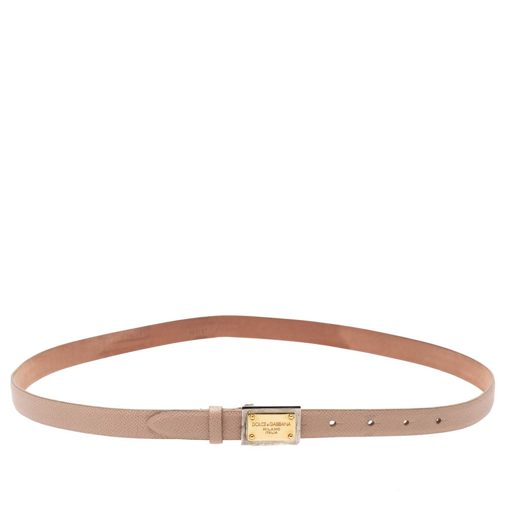 Pre Owned حزام دولتشي أند غابانا لوحة مزينة شعار الماركة جلد مُحبب بيج 95 سم