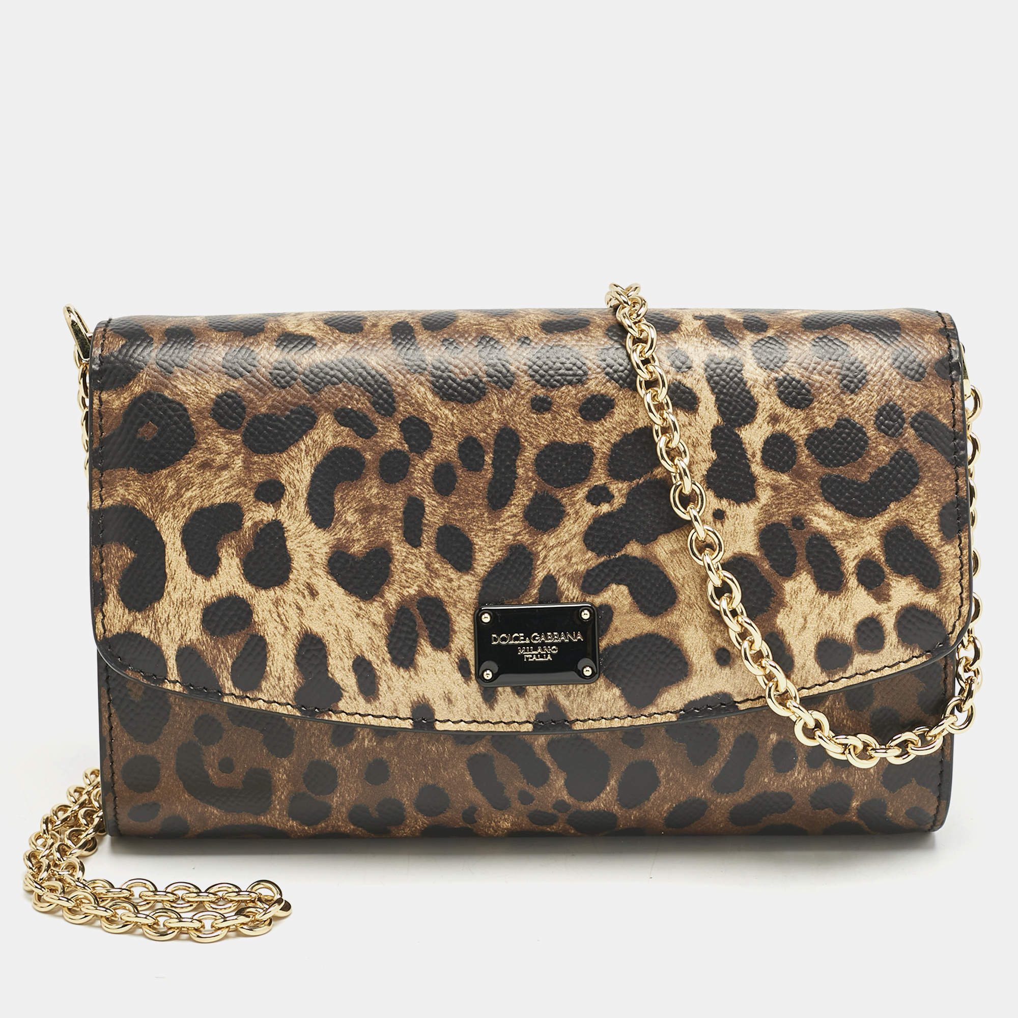 مملوكة مسبقًا Dolce & Gabbana Brown Leopard Print Coated Canvas Dauphine Wallet On Chain