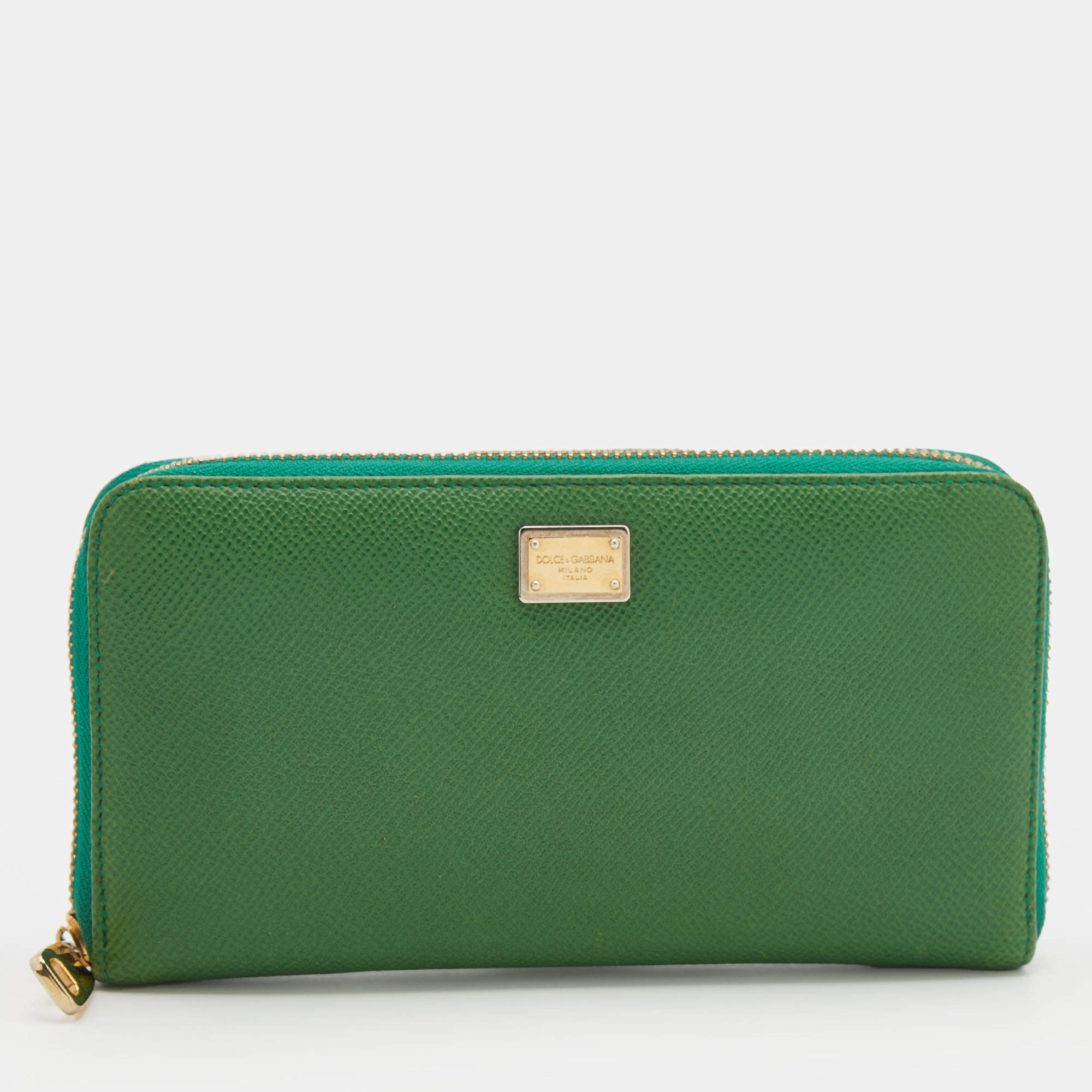 Pre Owned Dolce & Gabbana Green Leather Continental Zip Around Wallet