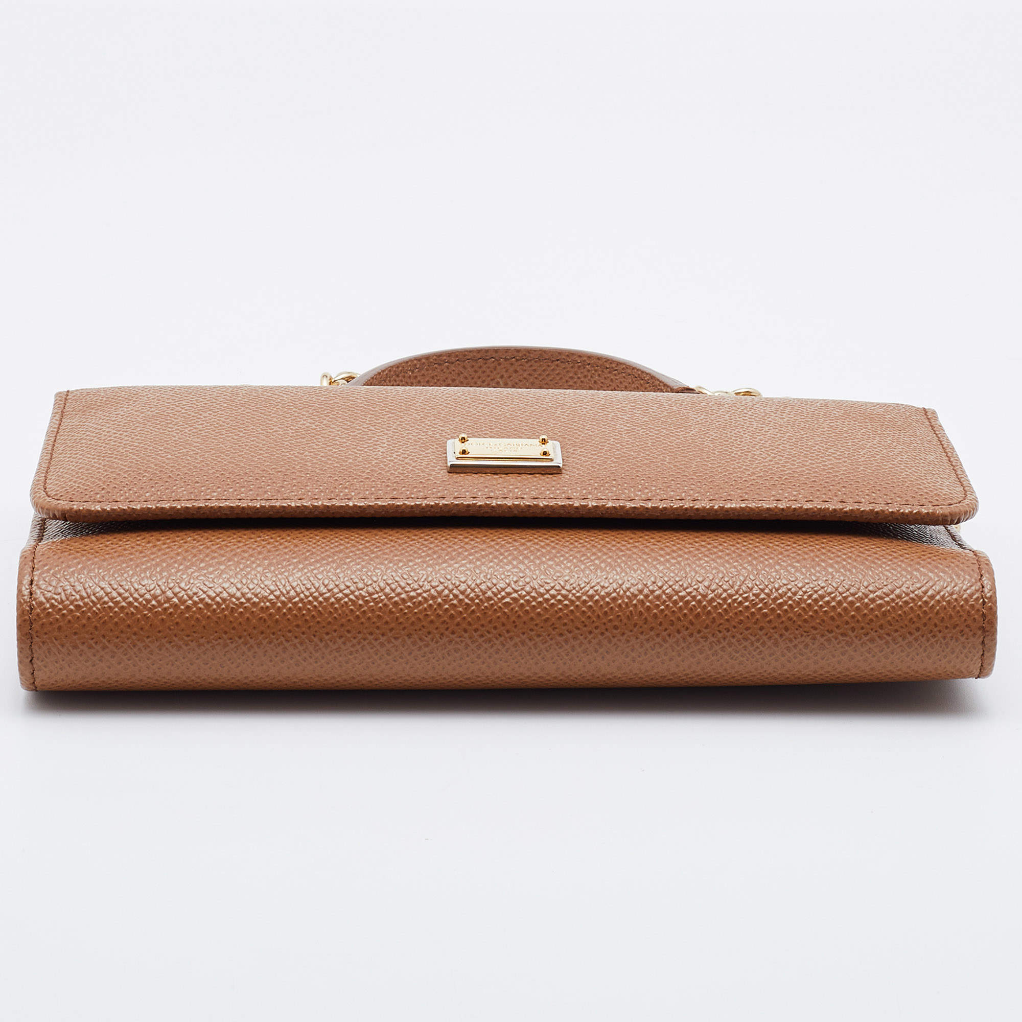 Pre Owned Dolce & Gabbana Brown Leather Miss Sicily Von Wallet on Chain