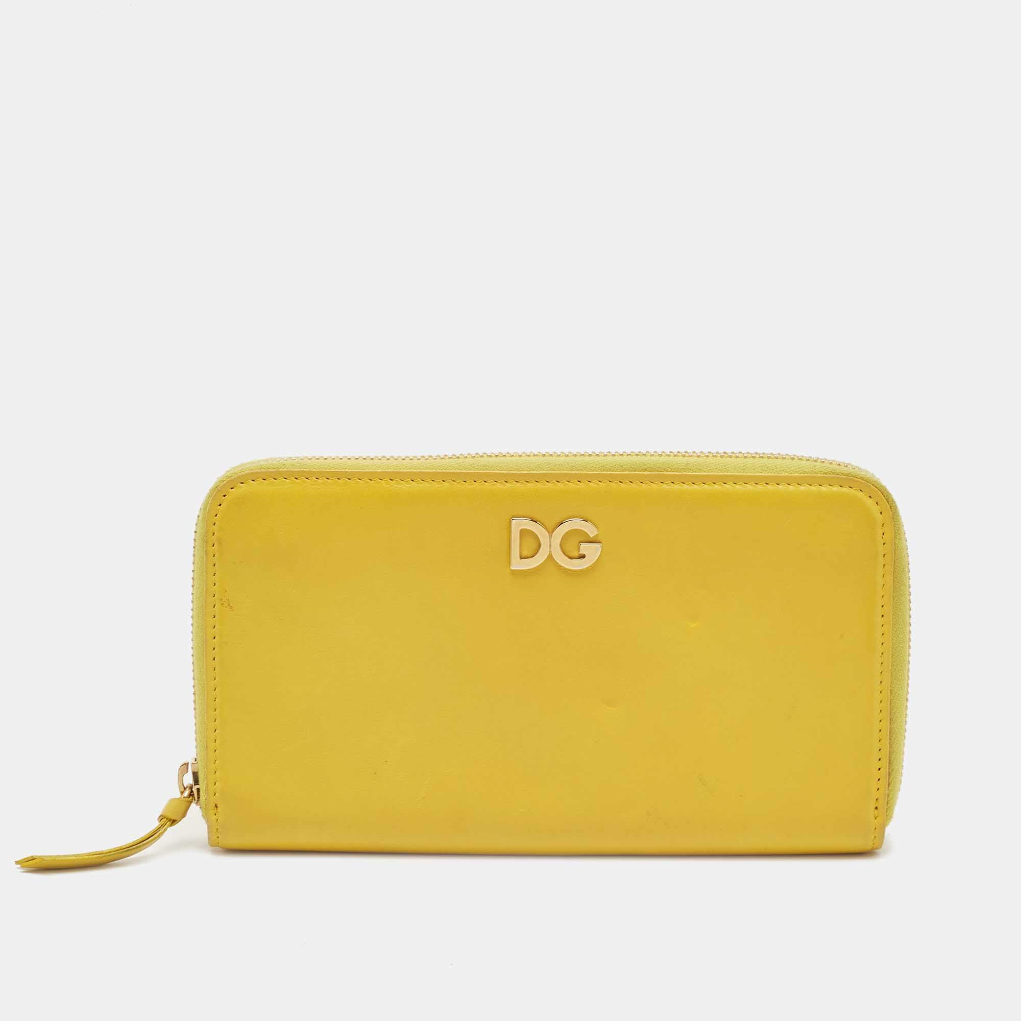 Pre Owned Dolce & Gabbana Yellow Leather Logo Zip Around Wallet