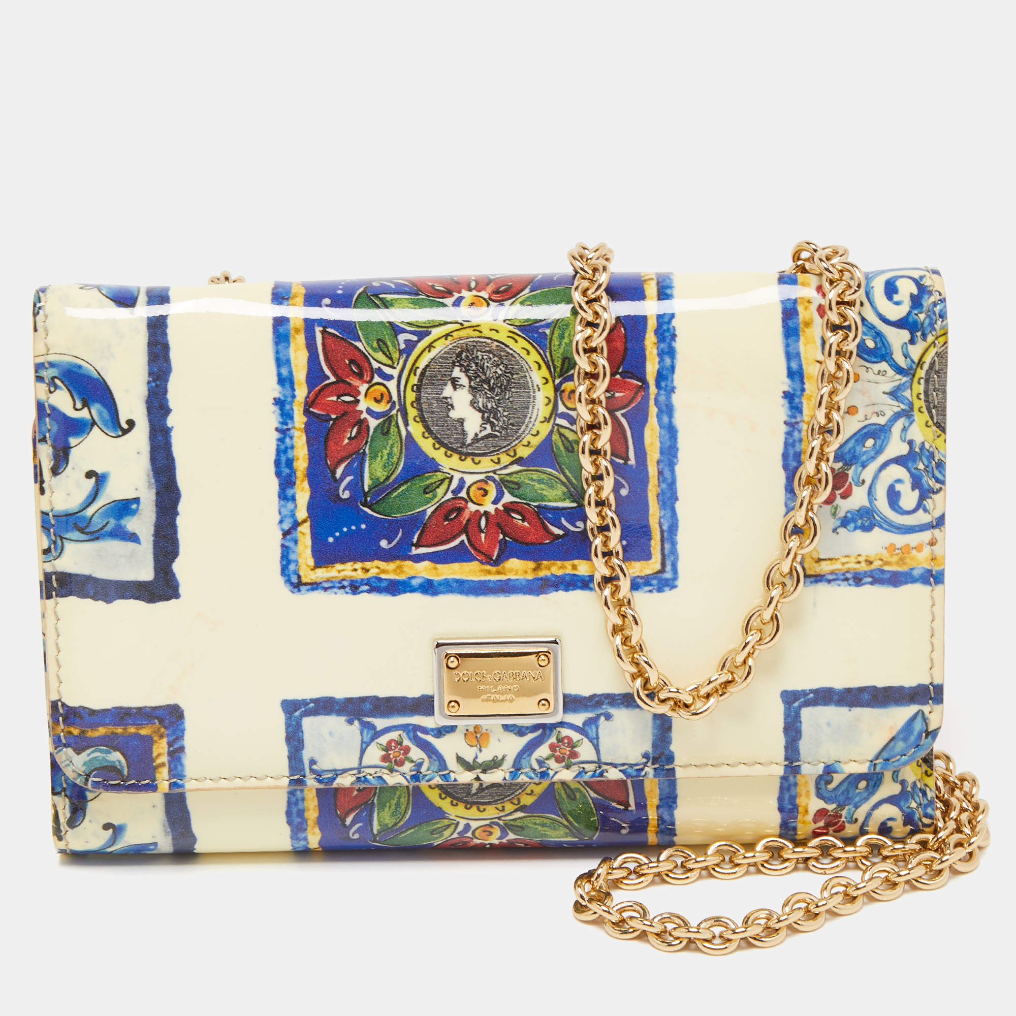 Pre Owned Dolce & Gabbana Cream/Multicolor Printed Trifold Wallet On Chain