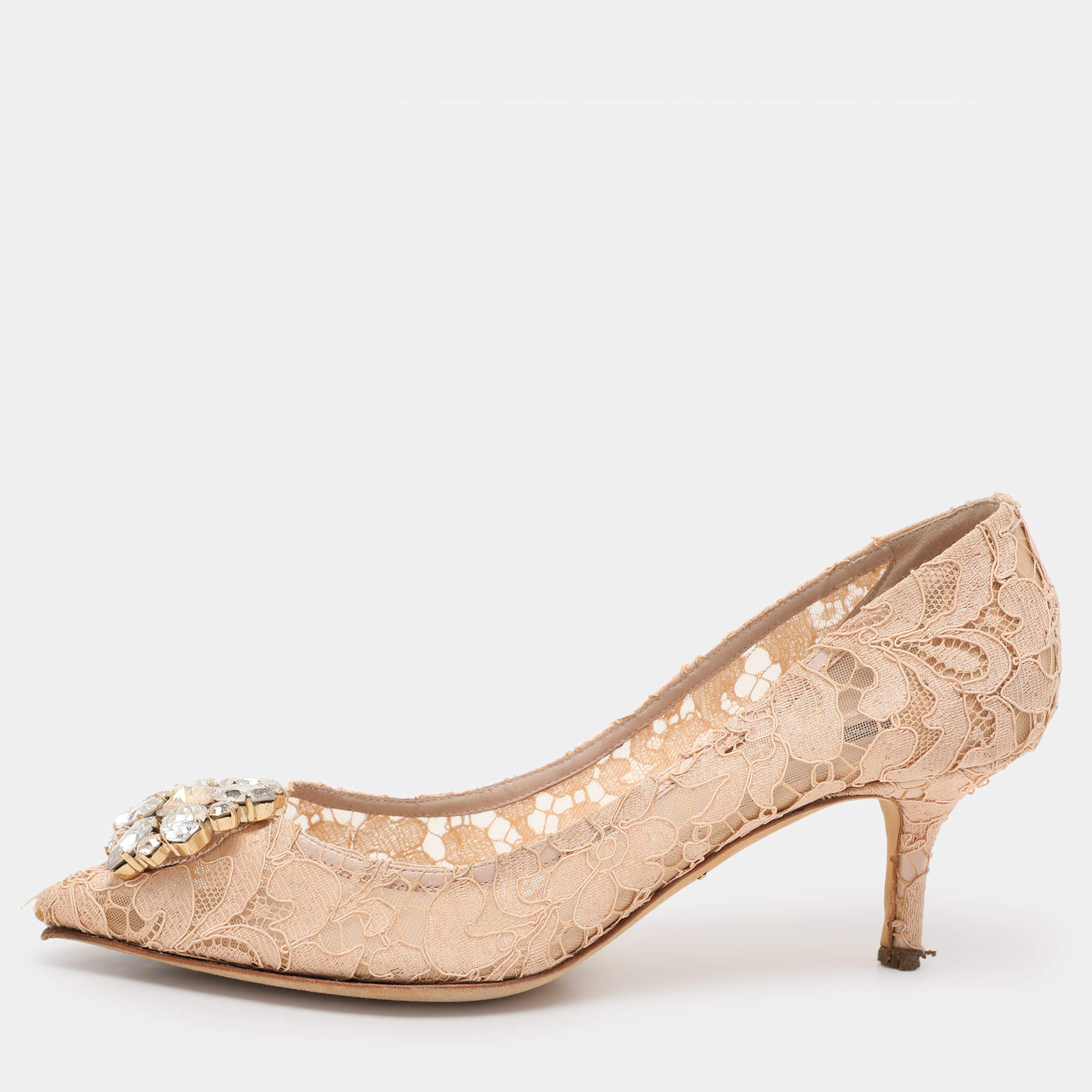Pre Owned Dolce & Gabbana Light Peach Lace Bellucci Embellished Pointed Toe Pumps Size 40