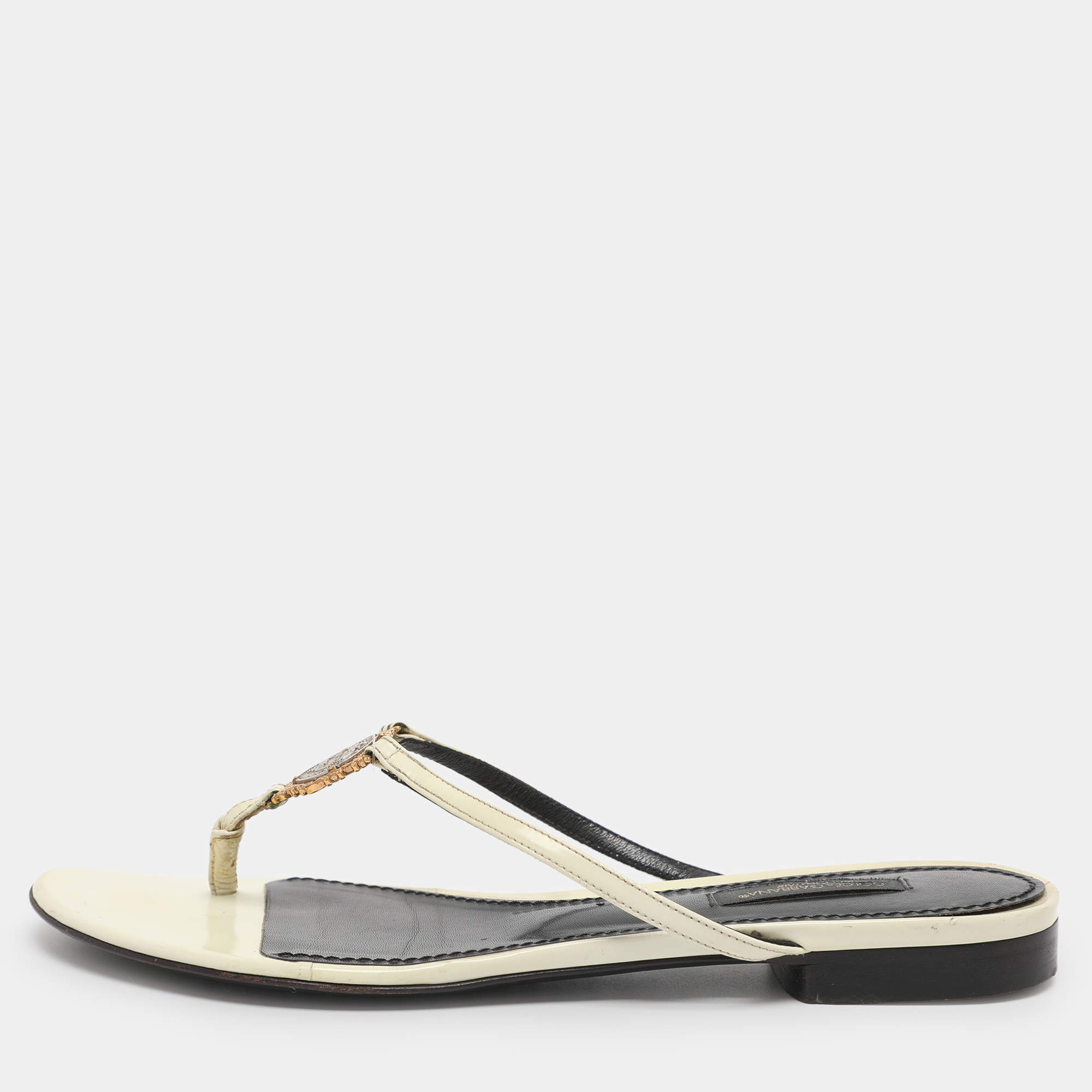 Pre Owned Dolce & Gabbana Cream Patent Leather Thong Sandals Size 37
