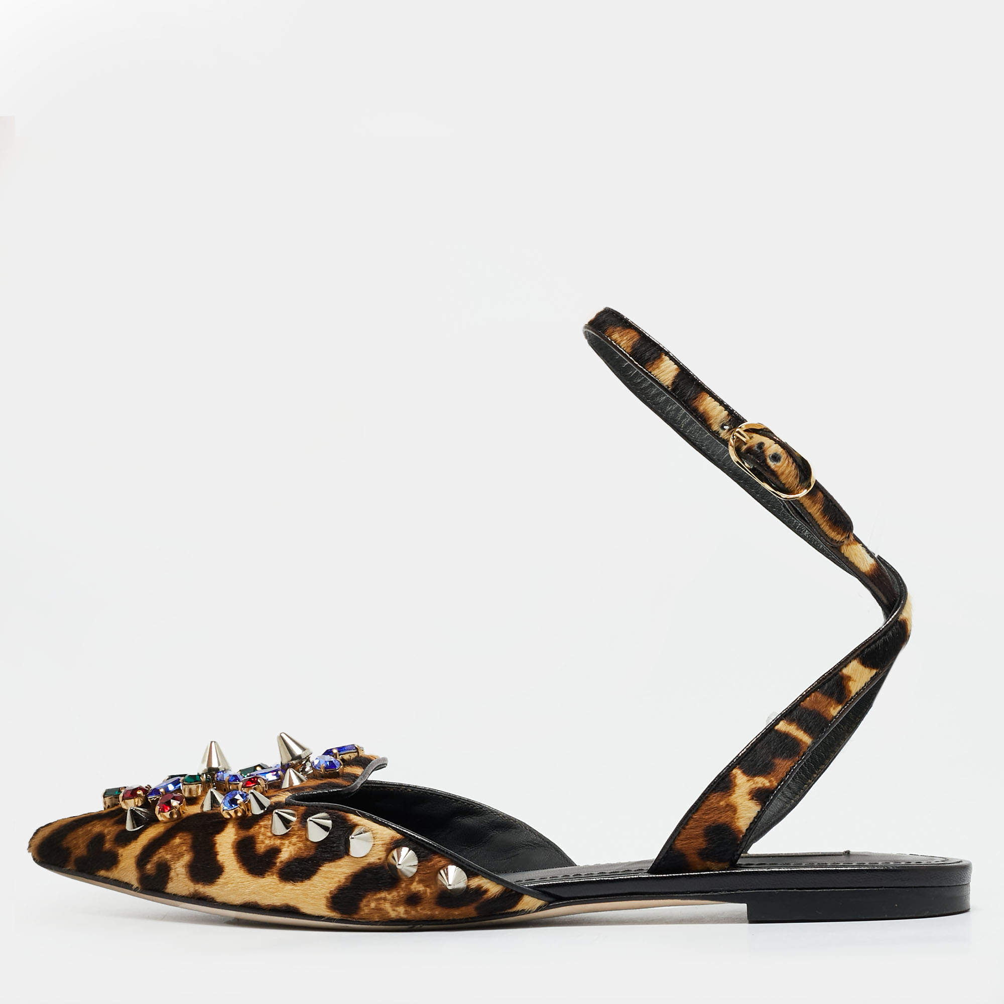 مملوكة مسبقًا Dolce & Gabbana Size 38 Brown Leopard Print Calf Hair Studded Ankle Strap Flats