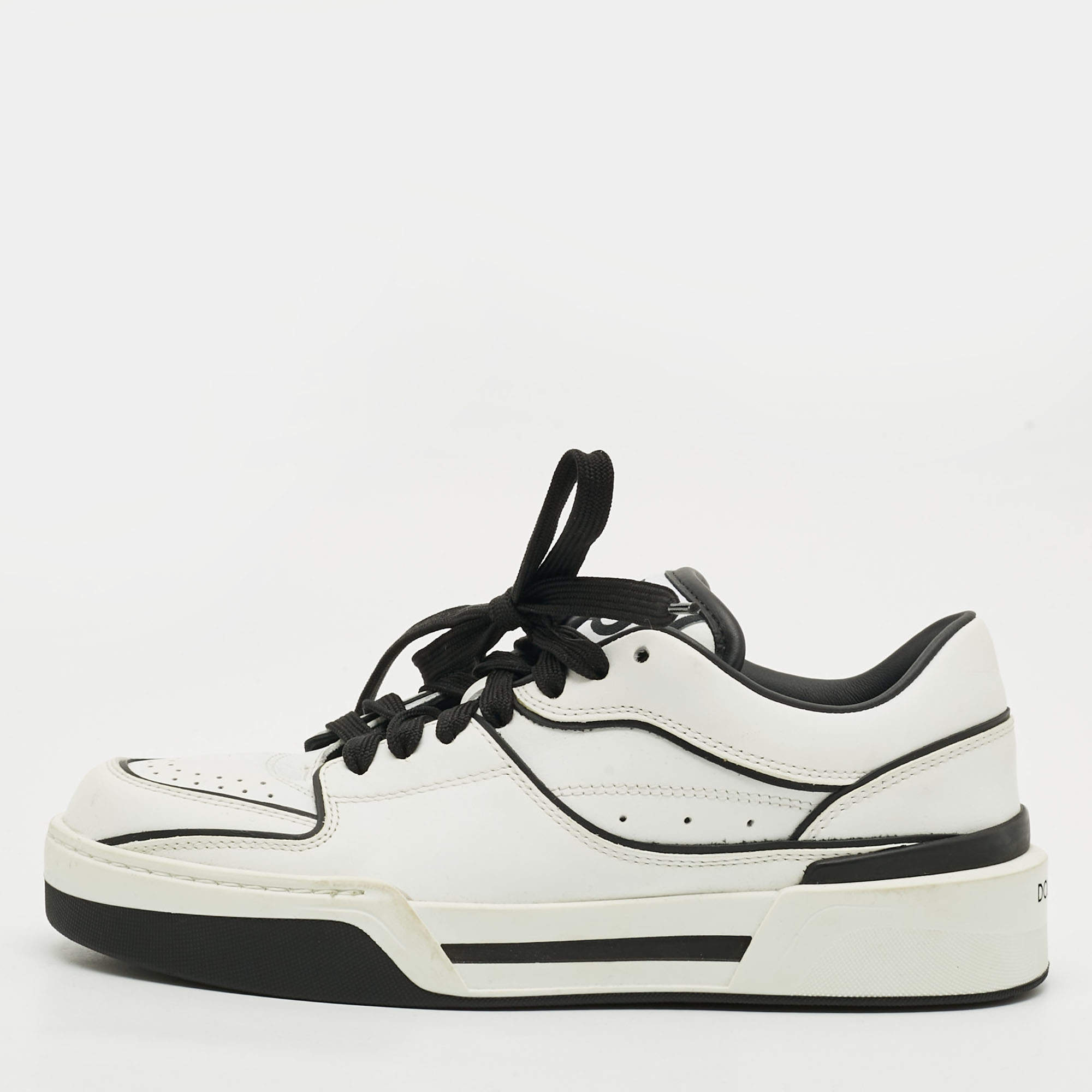 Pre Owned حذاء رياضي دولتشي آند غابانا نيو روما جلد أبيض برباط مقاس 36.5