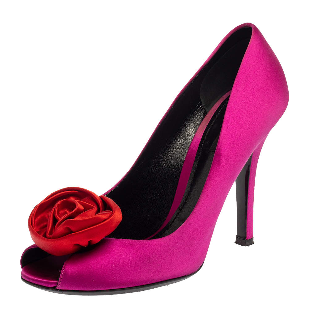 Pre Owned Dolce & Gabbana Pink/Red Satin Rose Applique Peep Toe Pumps Size 39