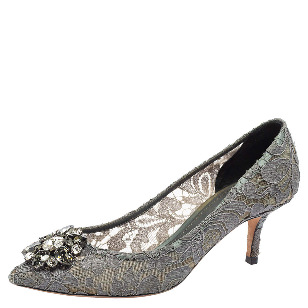 مملوكة مسبقًا Dolce & Gabbana Grey Lace And Mesh Bellucci Crystal Embellished Pumps Size 39