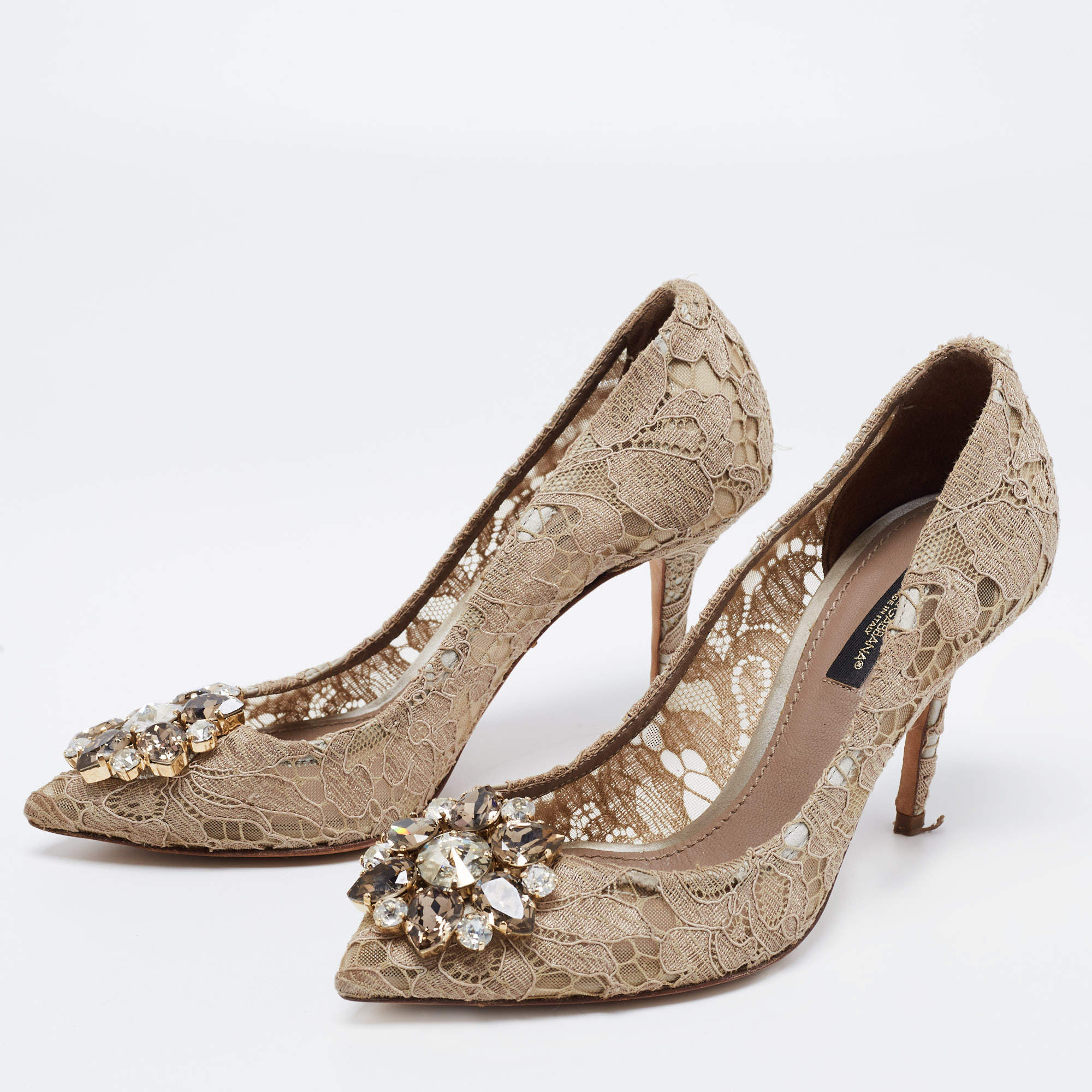Pre Owned Dolce & Gabbana Taupe Lace Crystal Embellished Bellucci Pumps Size 35.5