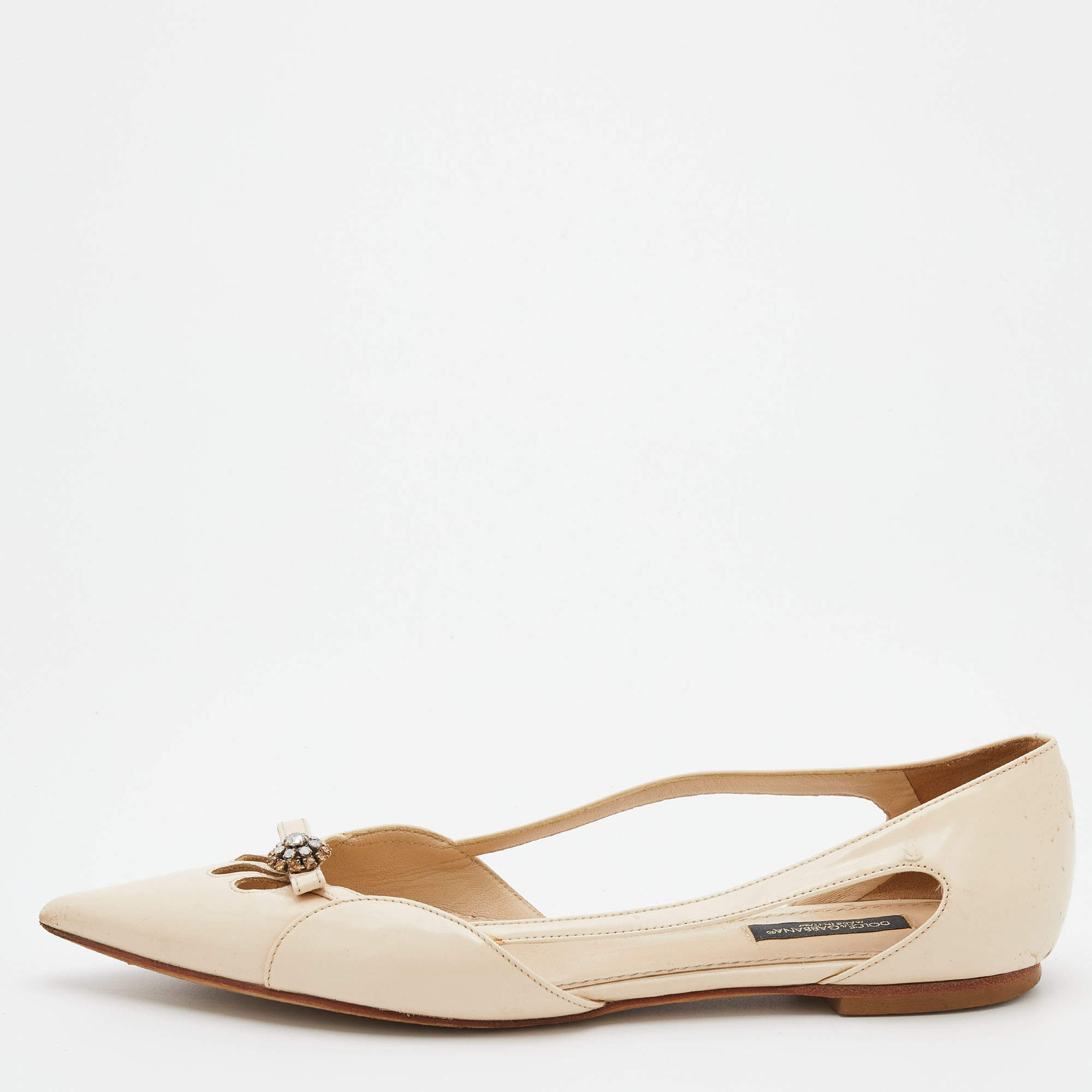 Pre Owned Dolce & Gabbana Cream Leather Cut Out Pointed Toe Ballet Flats Size 38