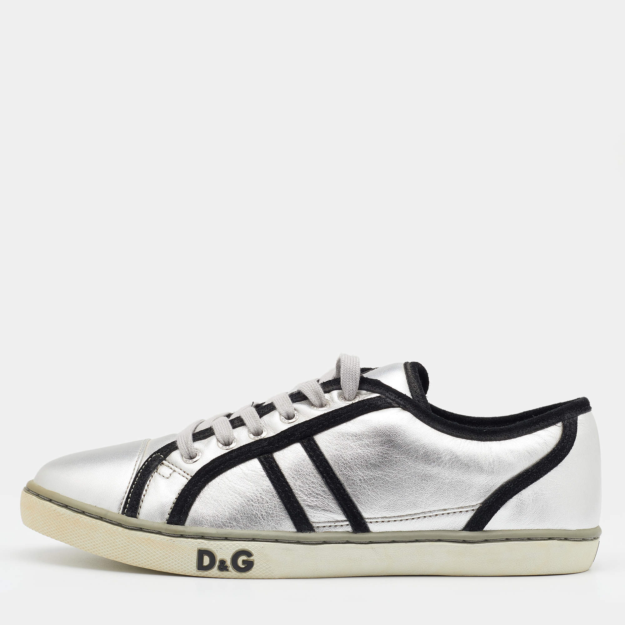 Pre Owned Dolce & Gabbana Silver Leather Low Top  Sneakers Size 39
