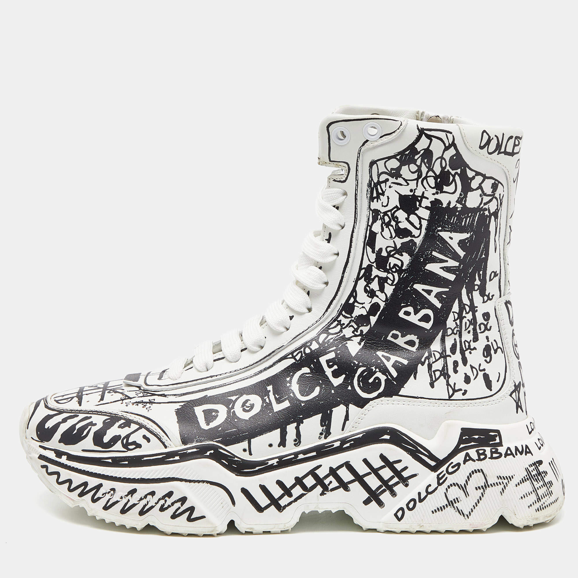 Pre Owned Dolce & Gabbana White/Black Graffiti Print Leather Daymaster Sneakers Size 39