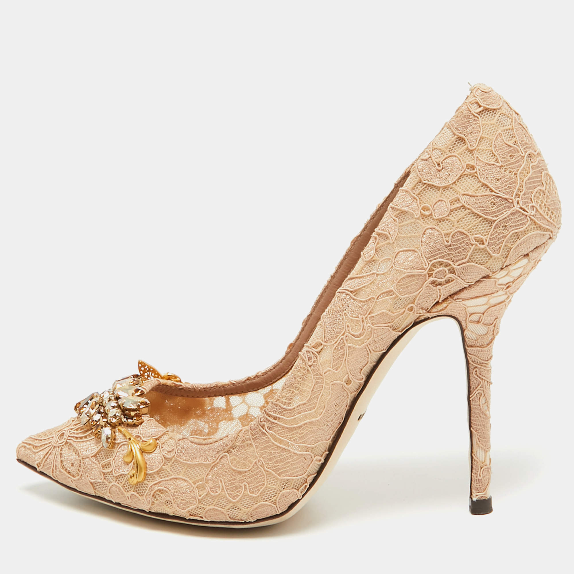 Pre Owned Dolce & Gabbana Beige Lace Crystal Embellished Pointed Toe Pumps Size 38.5